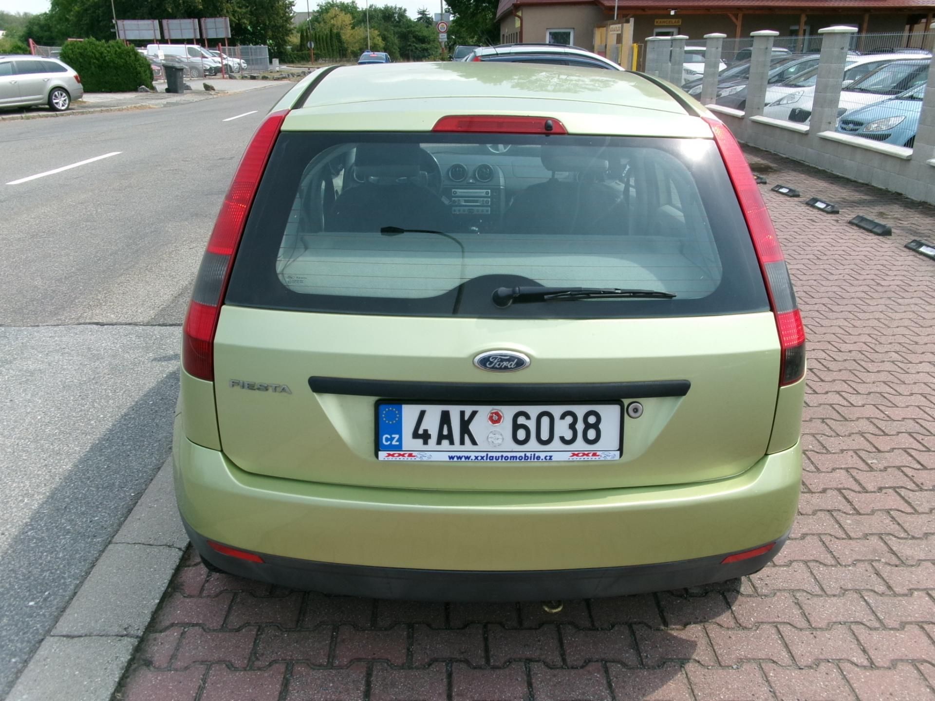 Ford Fiesta, 1,3i KLIMA ČR - fotka 6