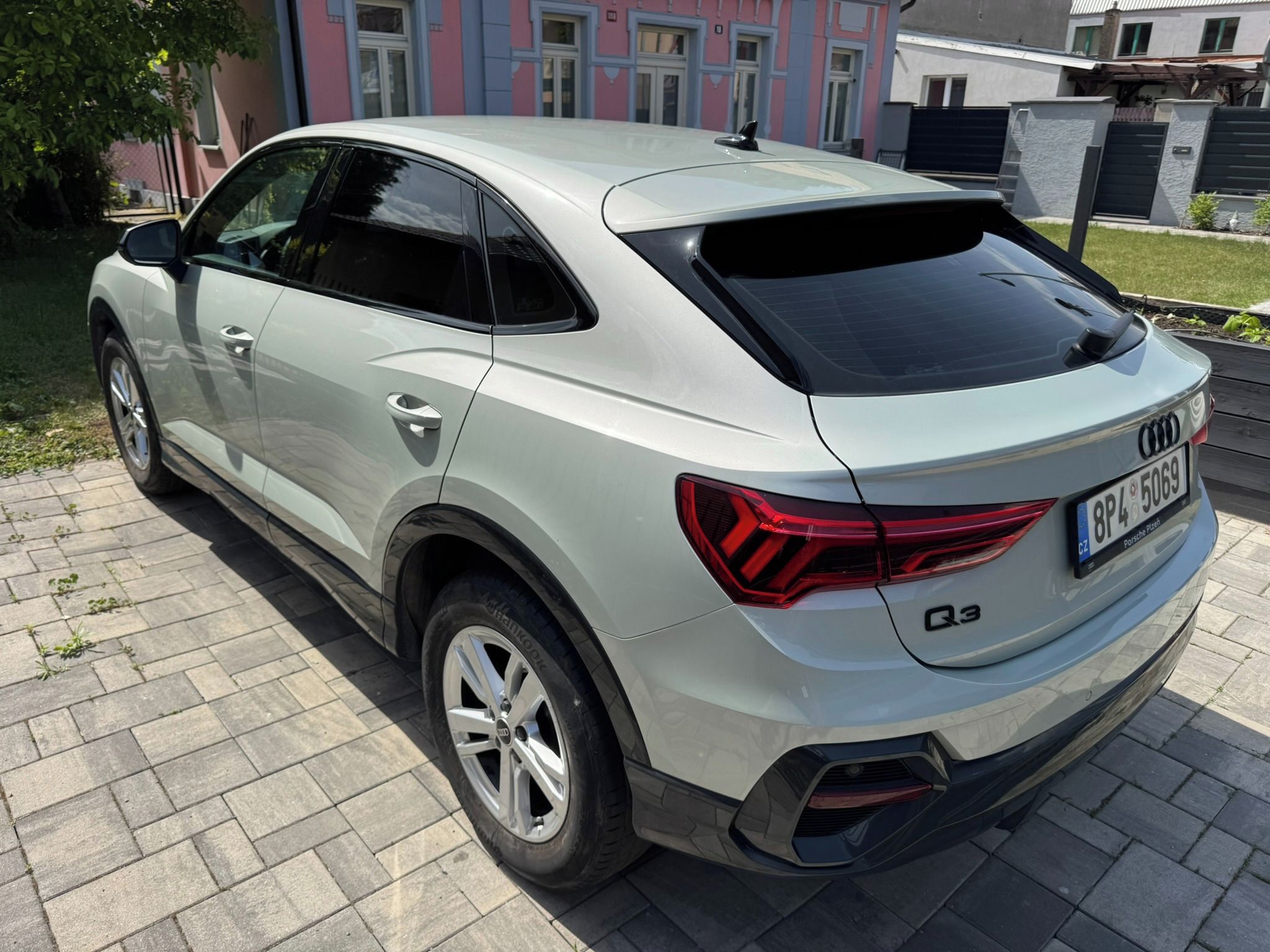 Audi Q3 - fotka 4