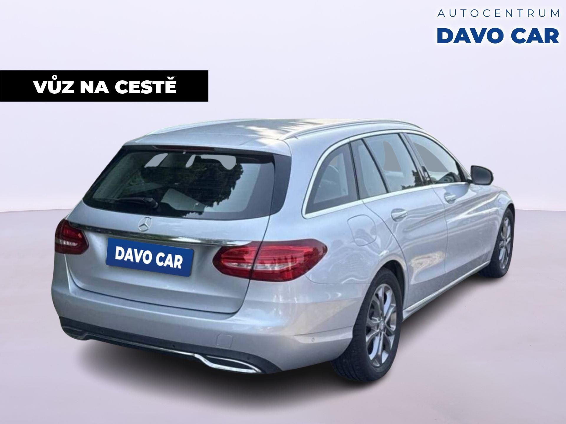 Mercedes-Benz Třídy C, 2.1 220d 125kW Aut. Avantgarde - fotka 5