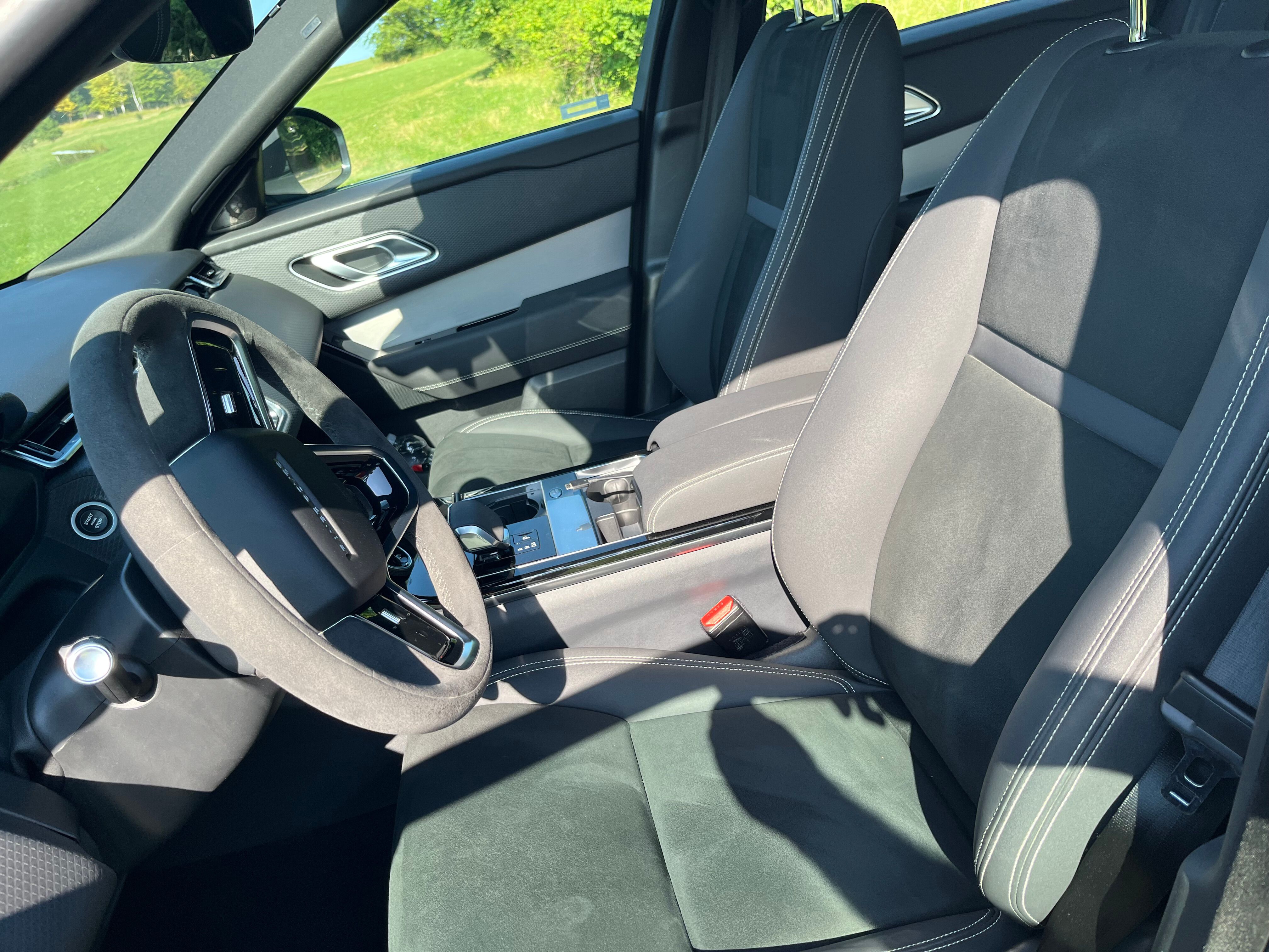Land Rover Range Rover Velar, P400 AWD | R6 | TOP STAV - fotka 4