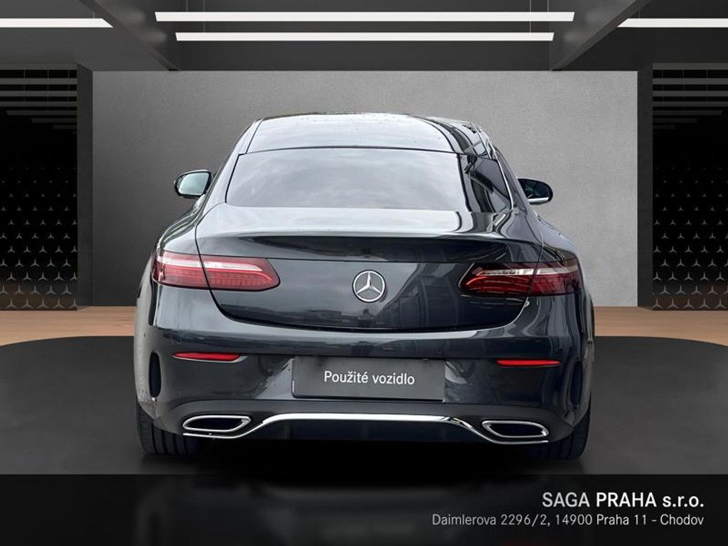 Mercedes-Benz Třídy E, E-Třída 220 d 4MATIC kupé AMG - fotka 5
