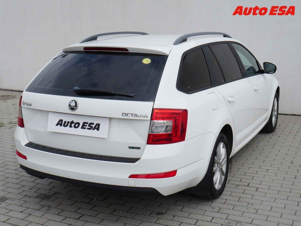 Škoda Octavia, 1.4G-Tec,ČR - fotka 4