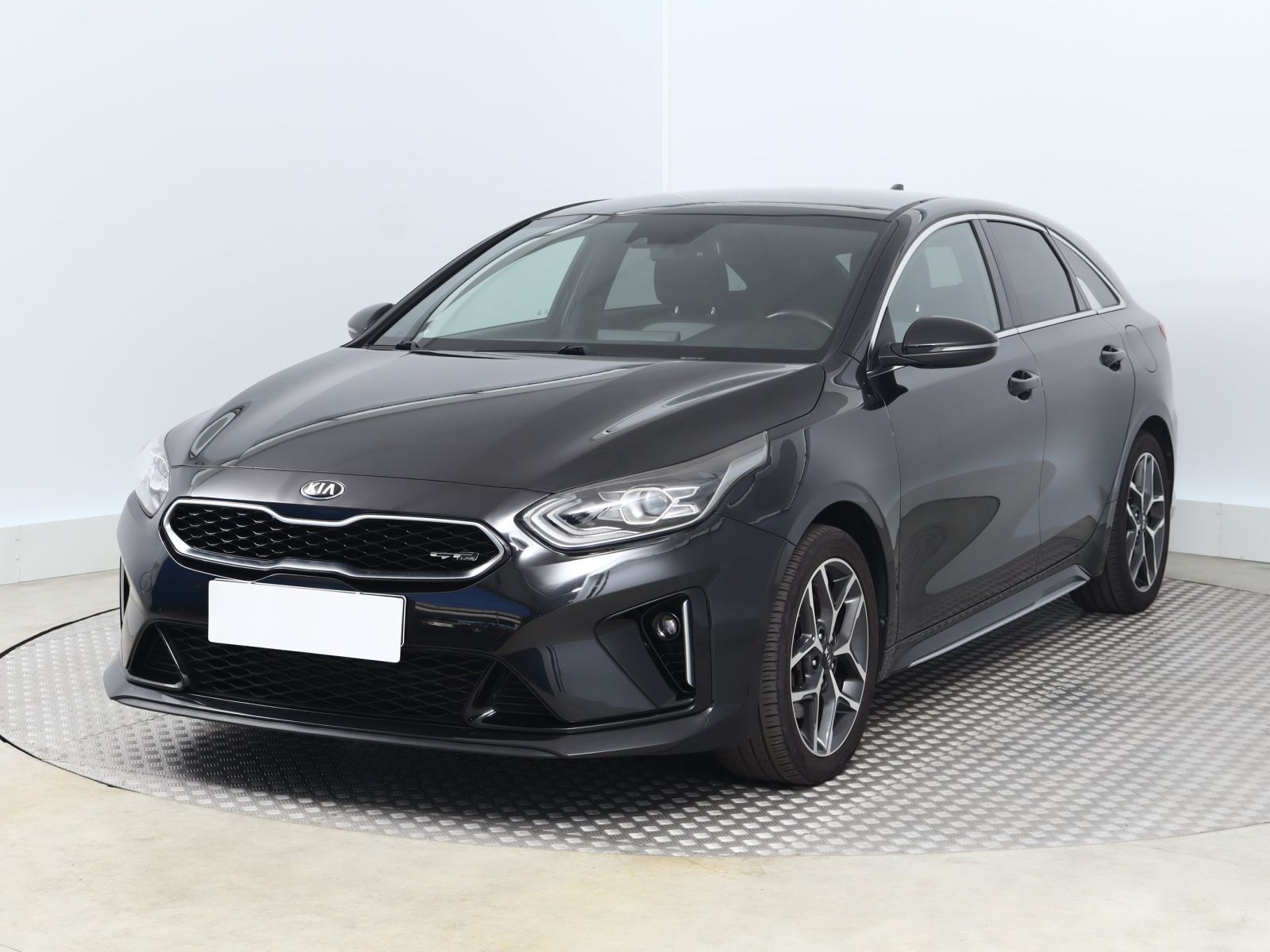 Kia ProCeed, 1.4 T-GDI, GT-Line, ČR,1.maj - fotka 3