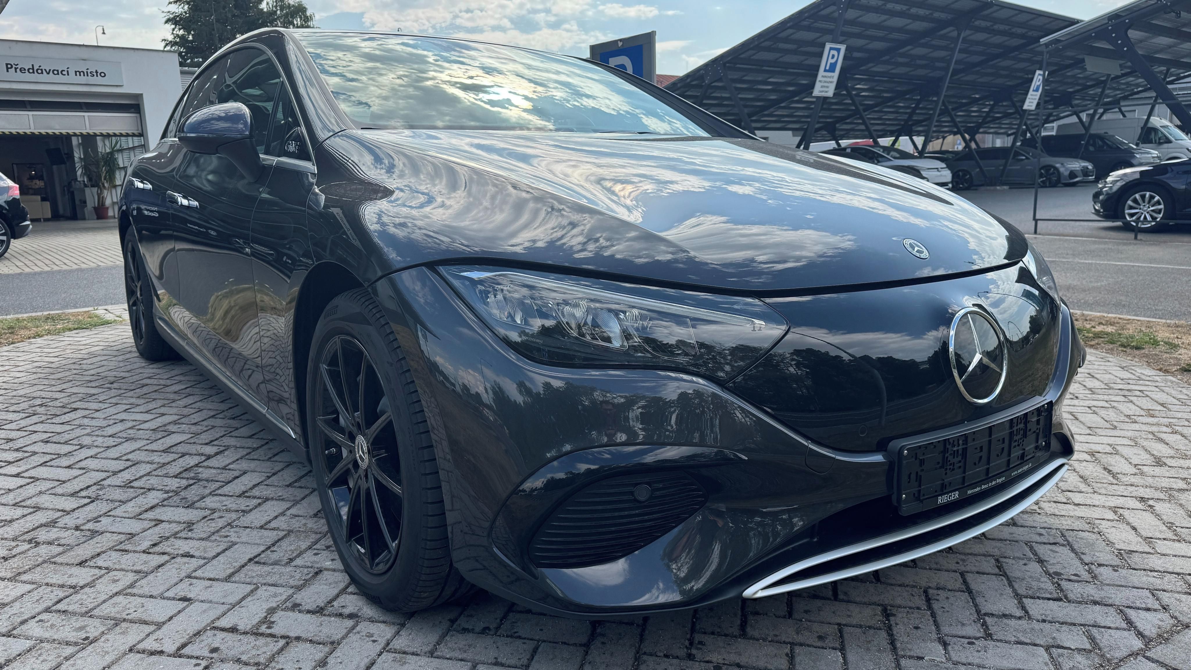 Mercedes-Benz EQE, 300 180kW,89kWh - fotka 5
