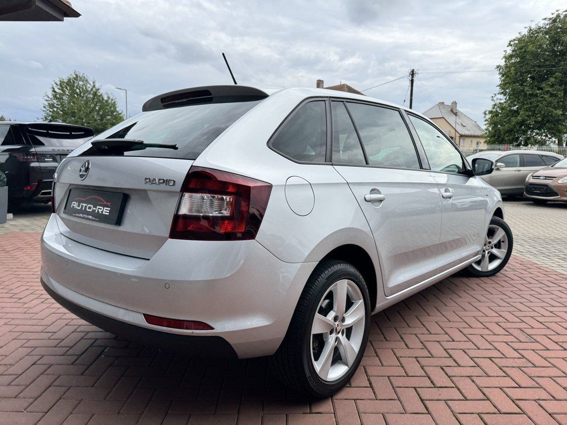Škoda Rapid, 1.0TSi Xenony Digi Klima DAB - fotka 2