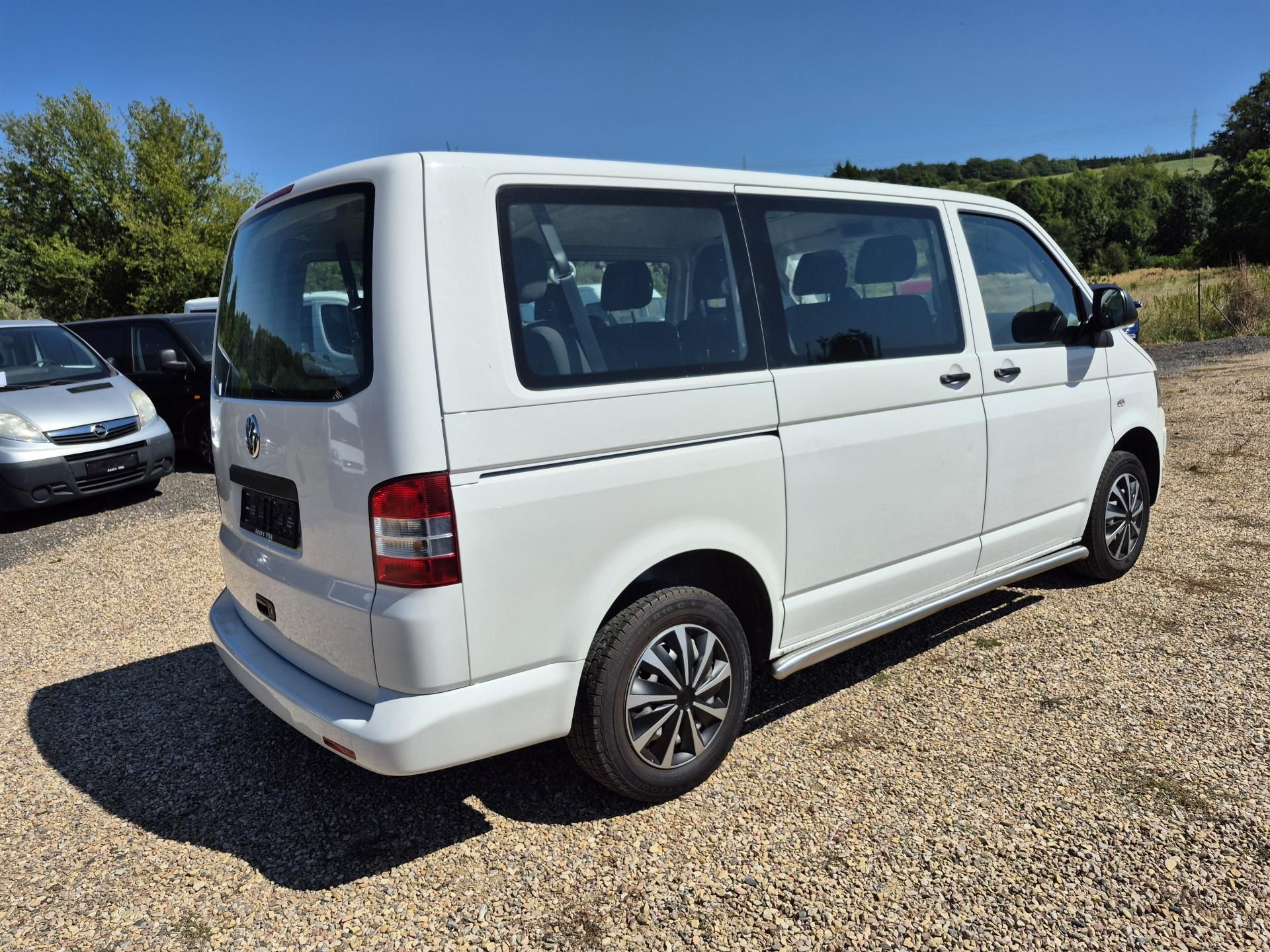 Volkswagen Transporter, 2.0Tdi 9Míst - fotka 3