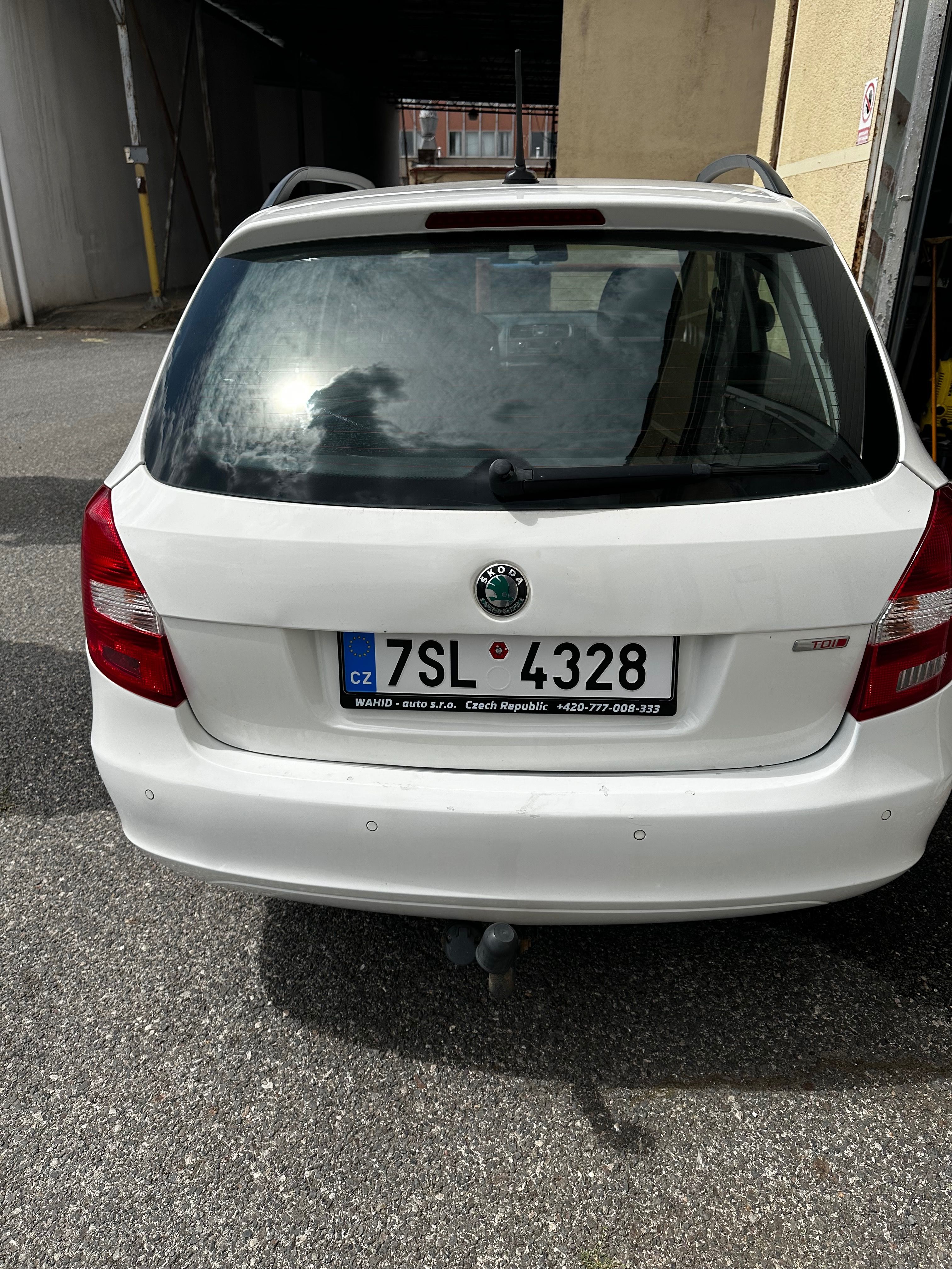 Škoda Fabia, 1,6 TDI klima tažné - fotka 4