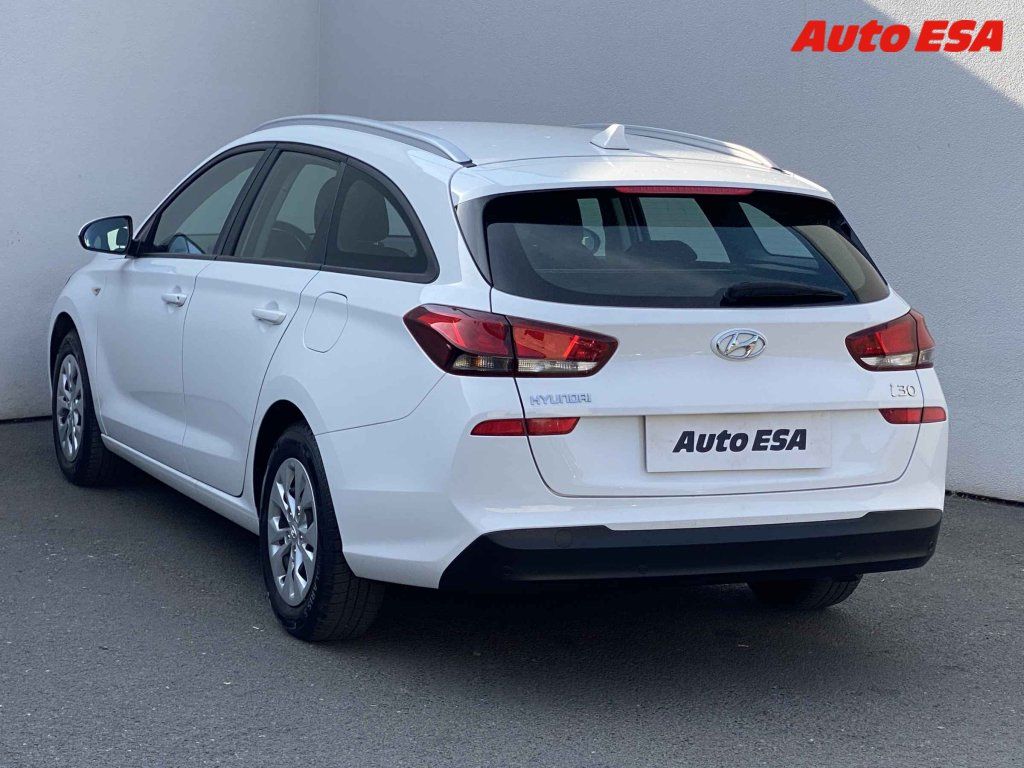 Hyundai i30, 1.6 CRDi,ČR - fotka 6