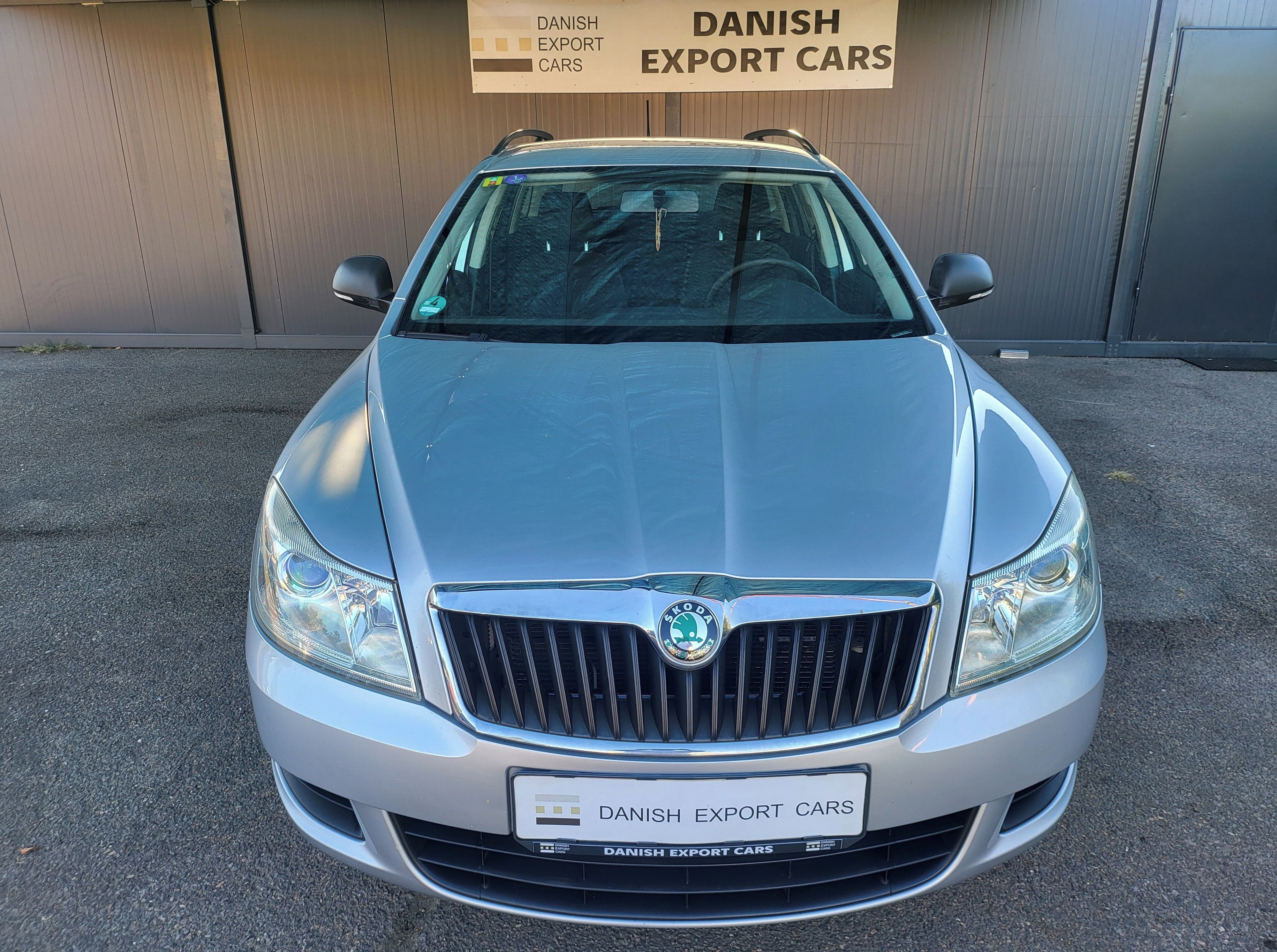 Škoda Octavia, 1.4 TSI PRAVIDELNÝ SERVIS - fotka 2