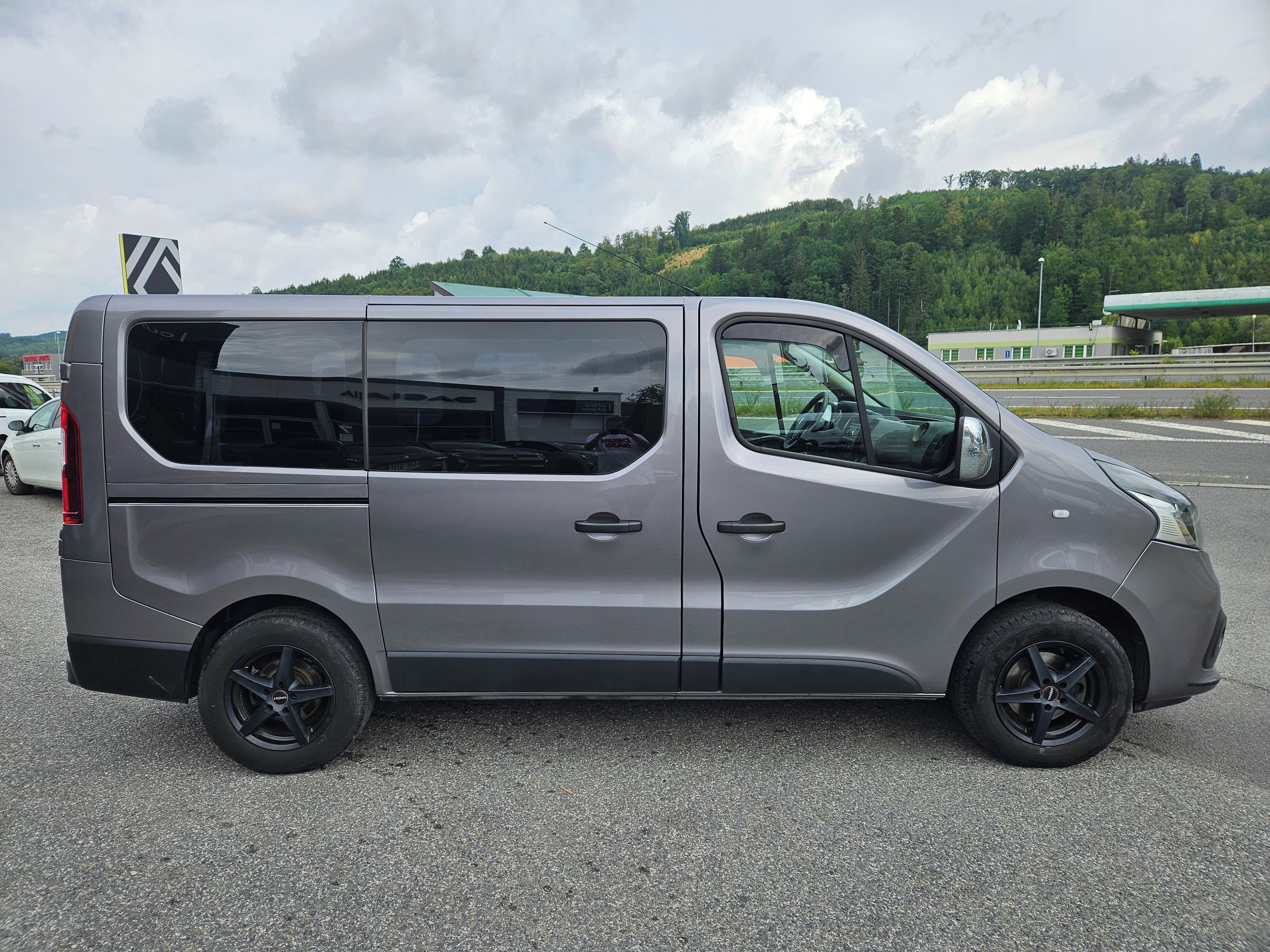 Renault Trafic - fotka 4