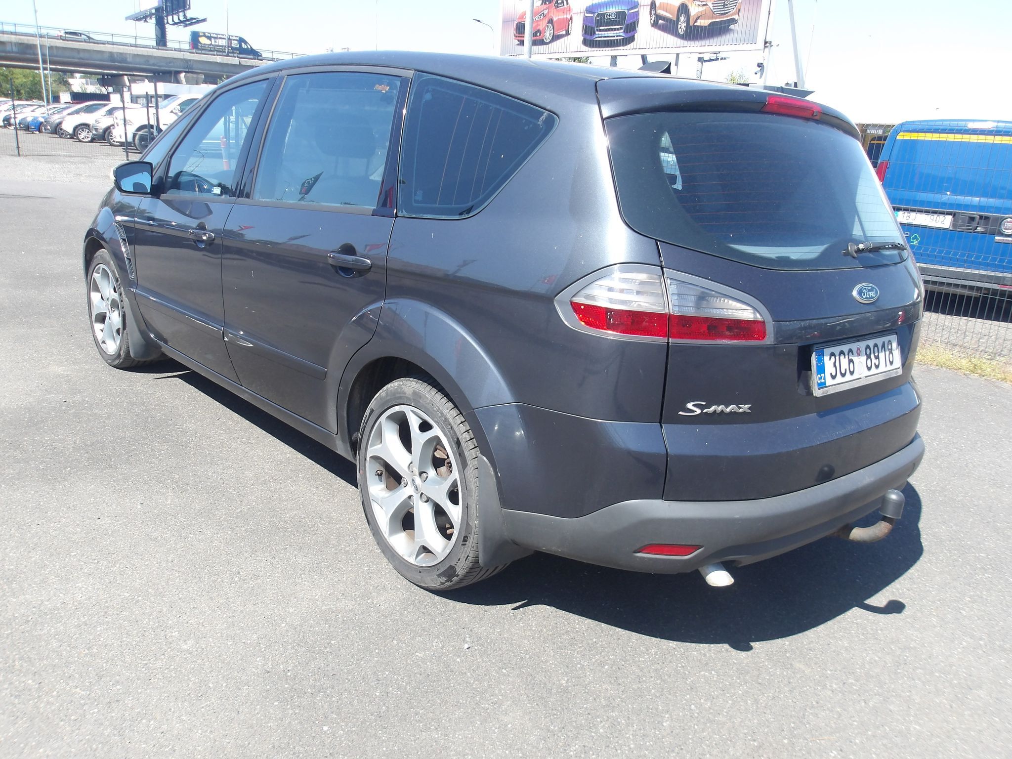 Ford S-MAX, 2,0TDCi103kW ČR 1.MAJ.!!! - fotka 4
