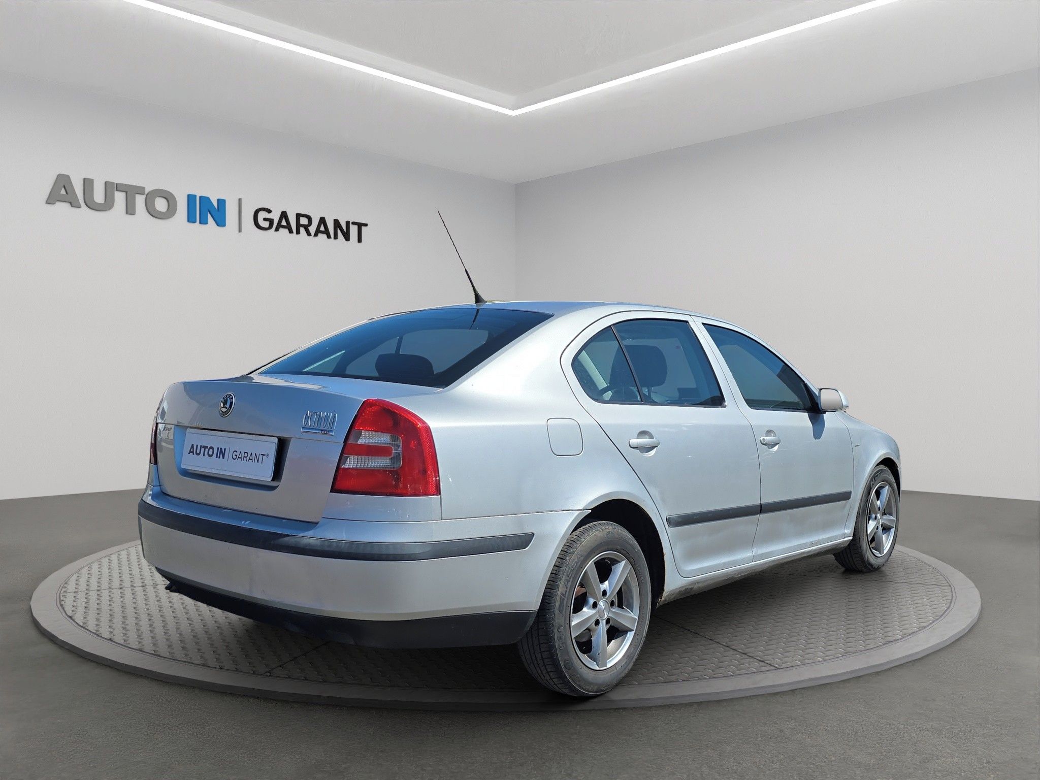 Škoda Octavia, 1.9 TDi 77kw, ČR - fotka 5