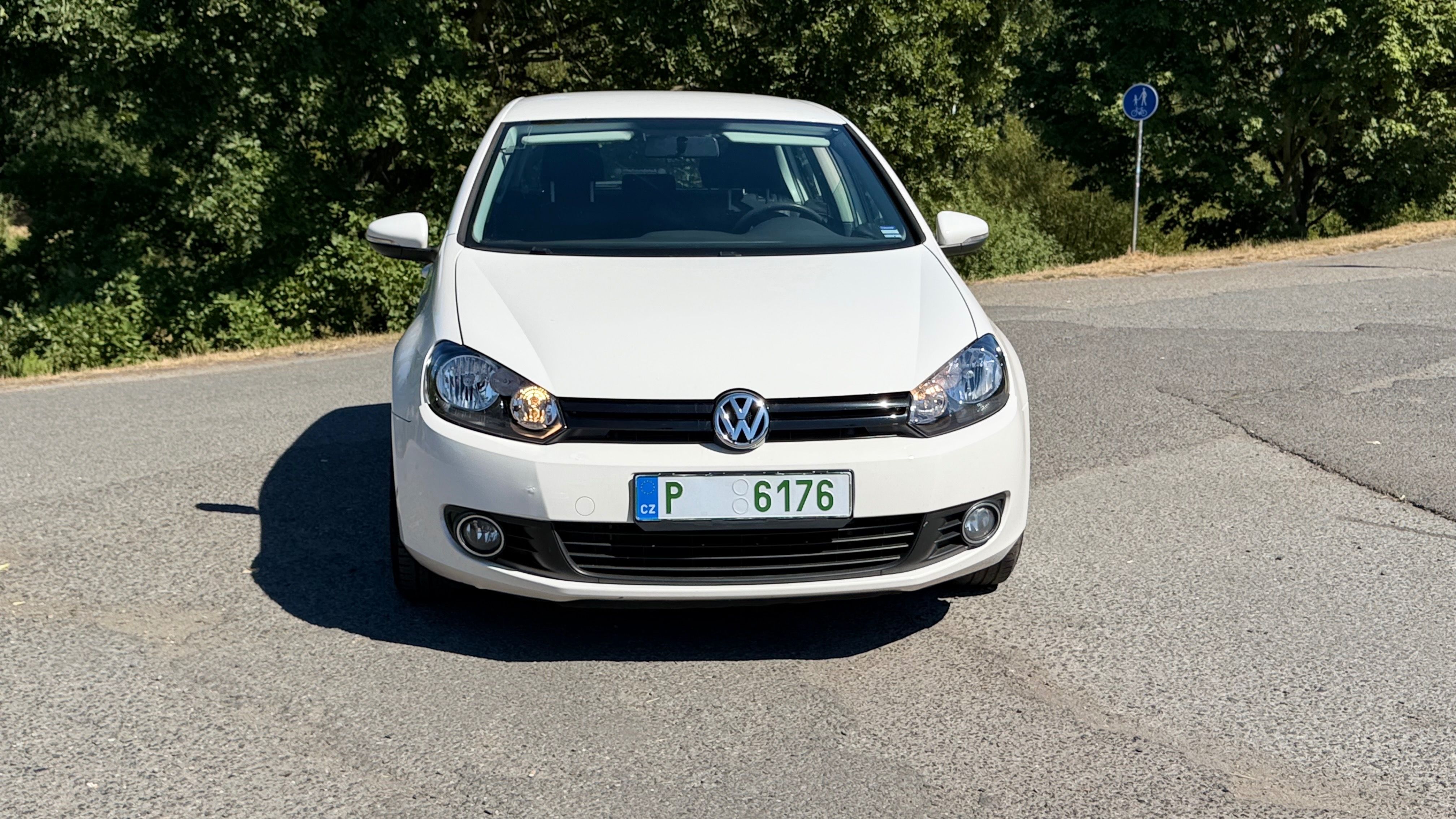 Volkswagen Golf, 1.6i 75KW Klima servis kniha - fotka 3