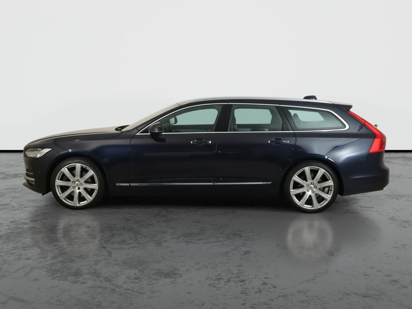 Volvo V90, D5 AWD, 4X4, Automat - fotka 3