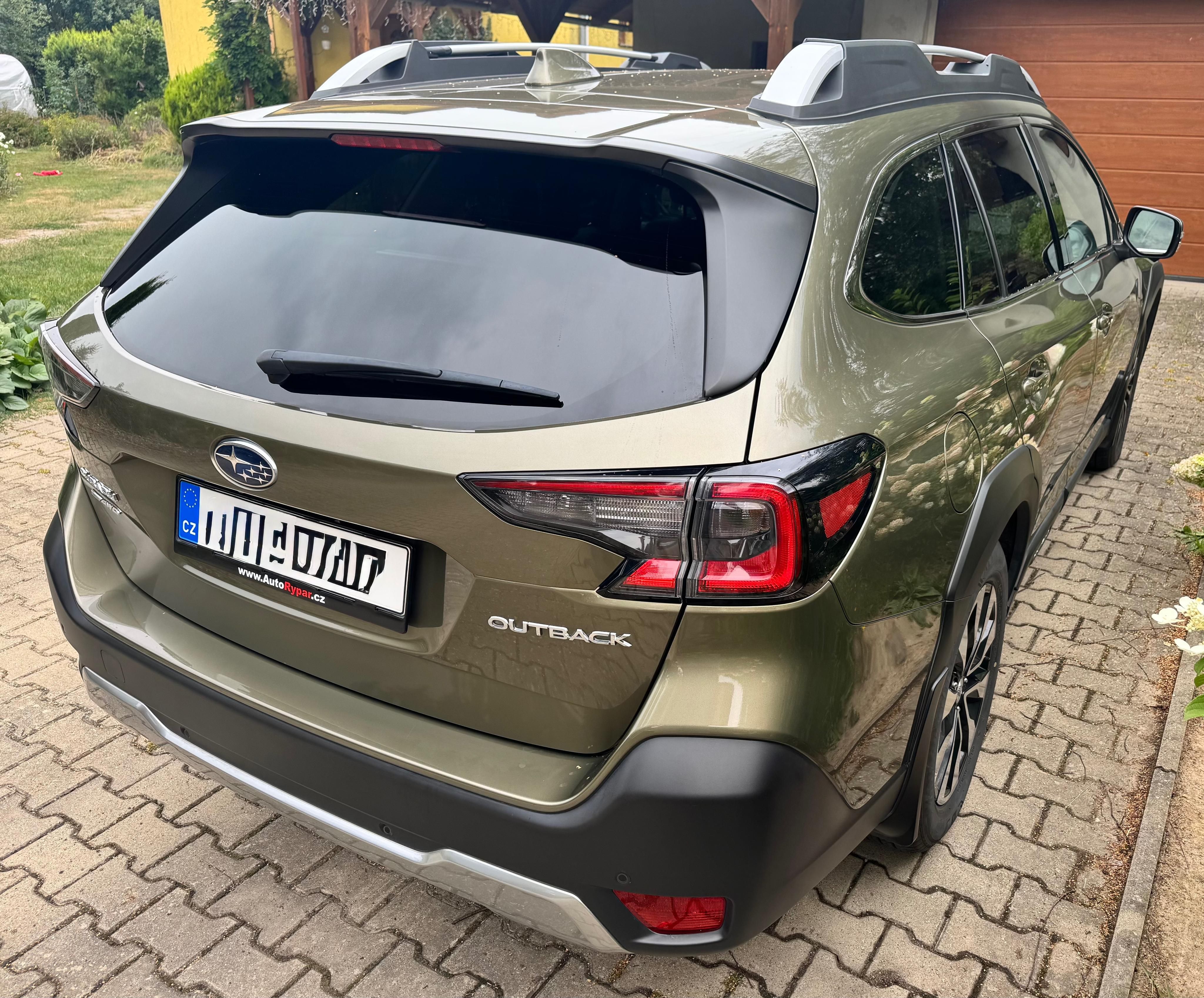 Subaru Outback, Touring 2.5 4x4 - fotka 6