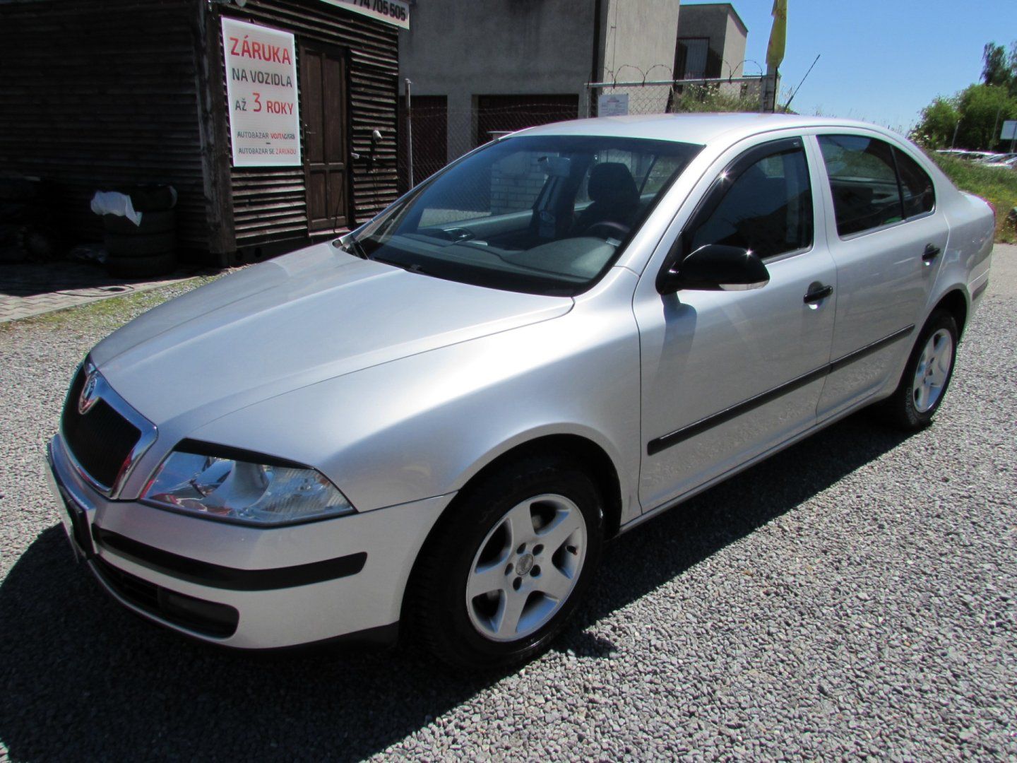 Škoda Octavia, 1.6 MPi 75kW, 132.000km - fotka 3