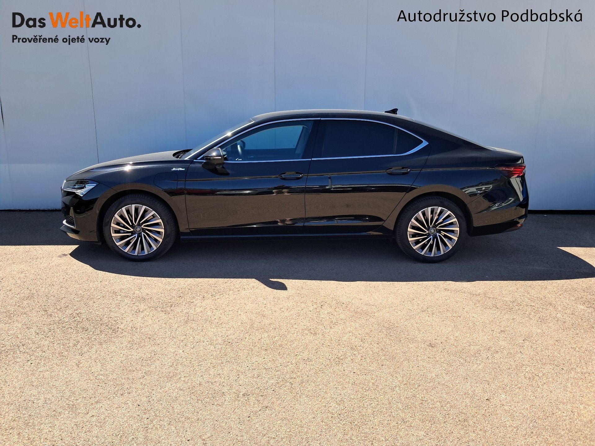 Škoda Superb, SUPERB iV L&K 1.5 TSI /110 kW - fotka 3