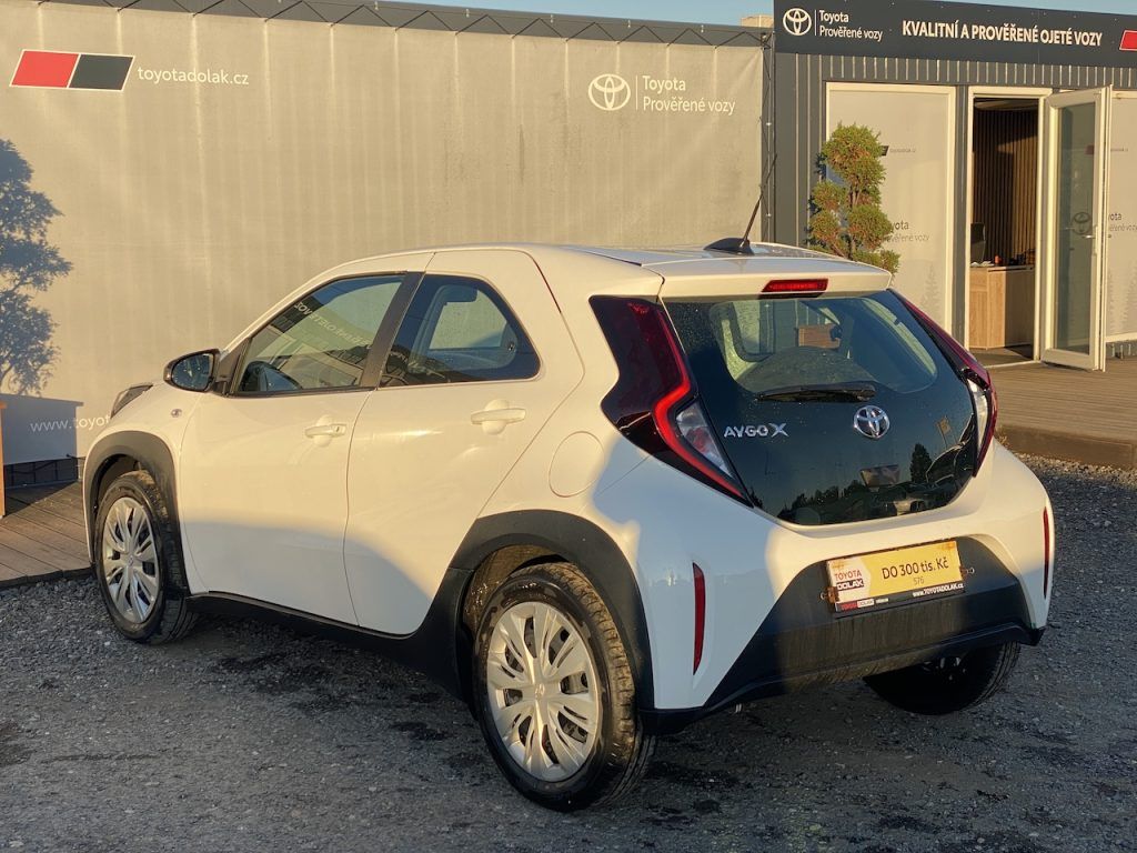 Toyota Aygo, 1.0i, ČR, Comfort, automat,DPH - fotka 5