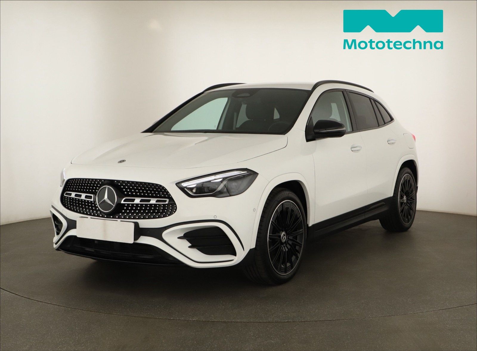 Mercedes-Benz GLA, 220 4MATIC, AMG LINE, KEYLESS
