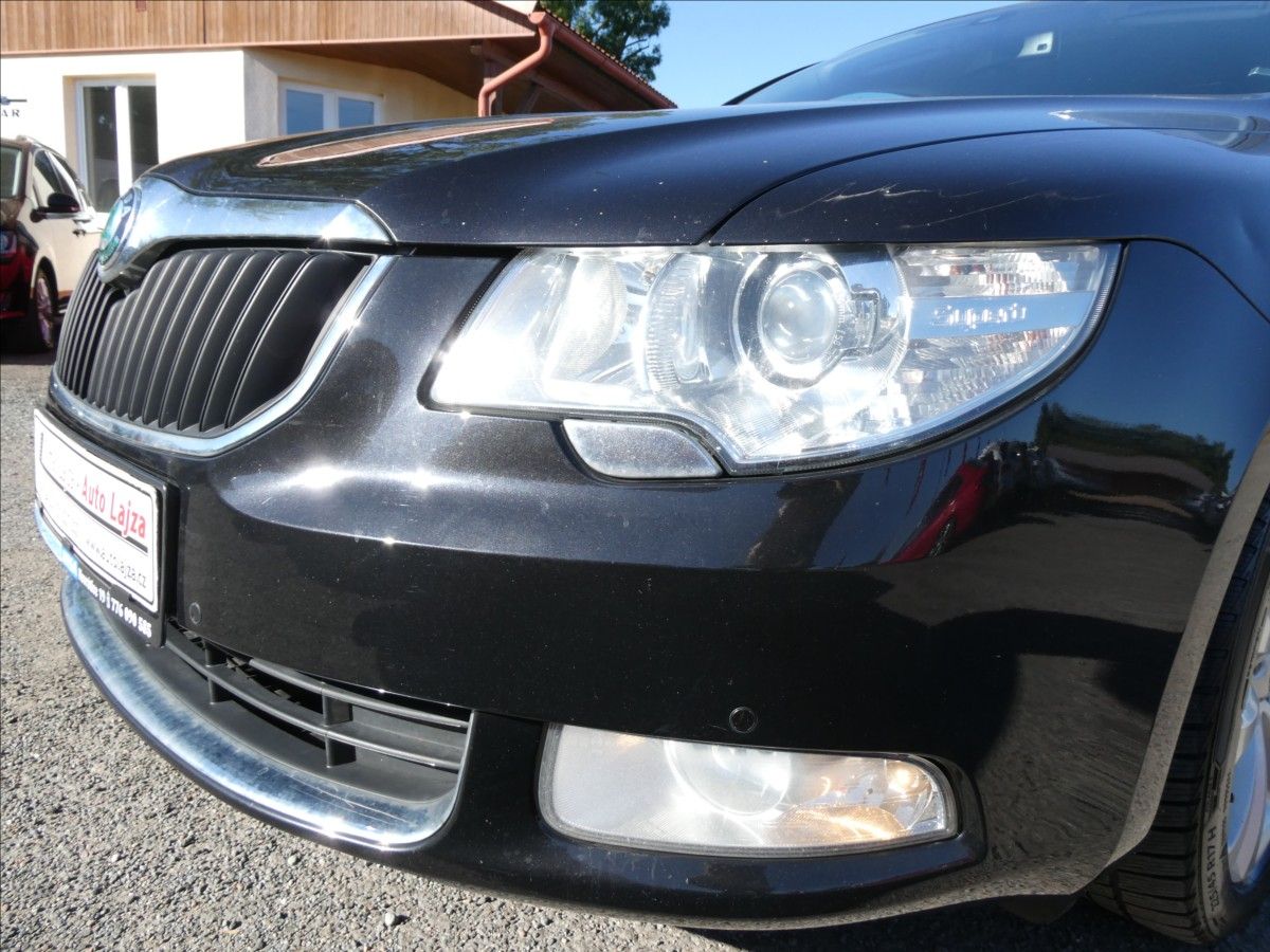 Škoda Superb, 2,0 TDi 125kW ELEGANCE,závěs - fotka 4