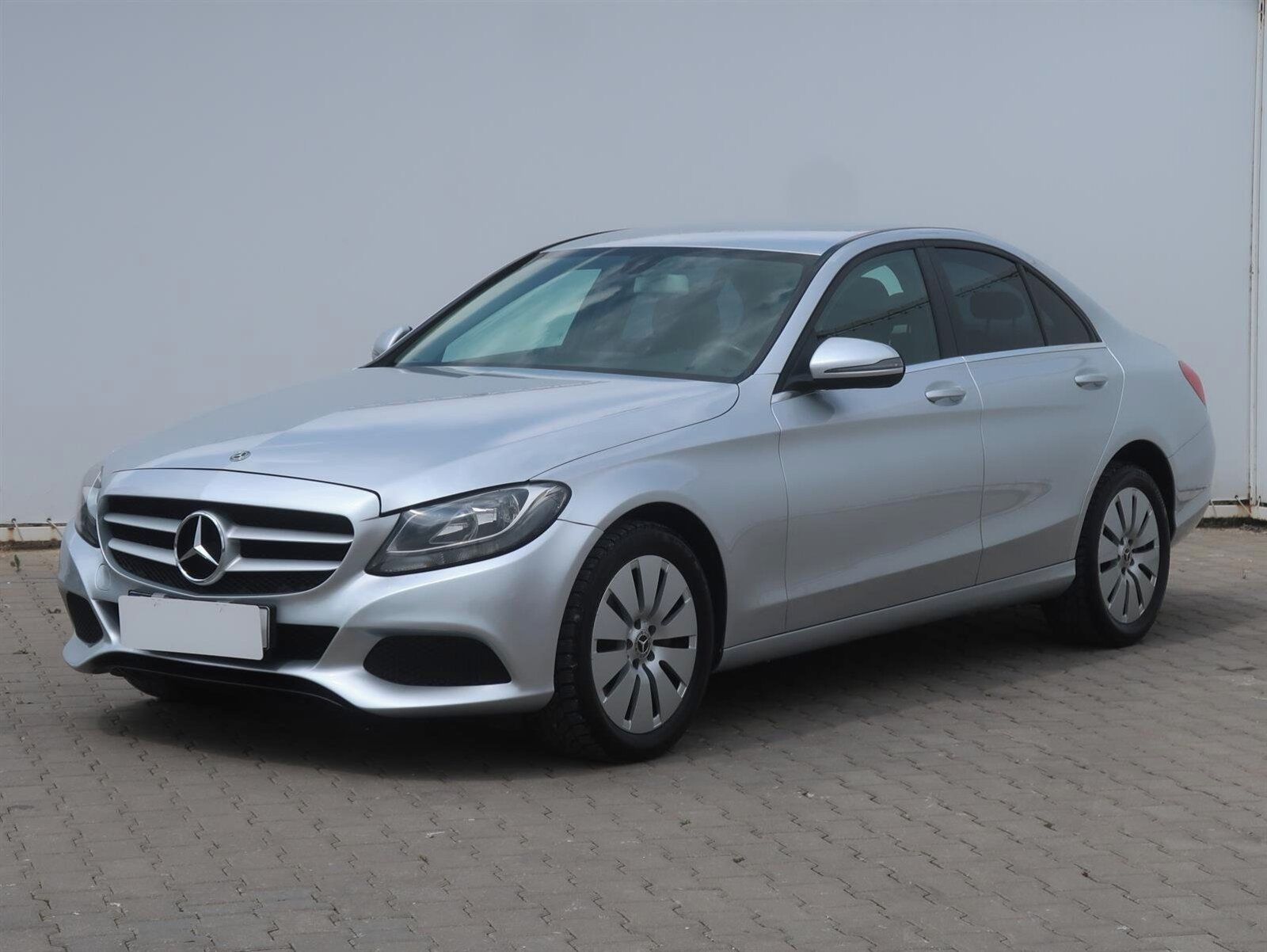 Mercedes-Benz Třídy C, 220 d 4MATIC, 4X4, Automat - fotka 2