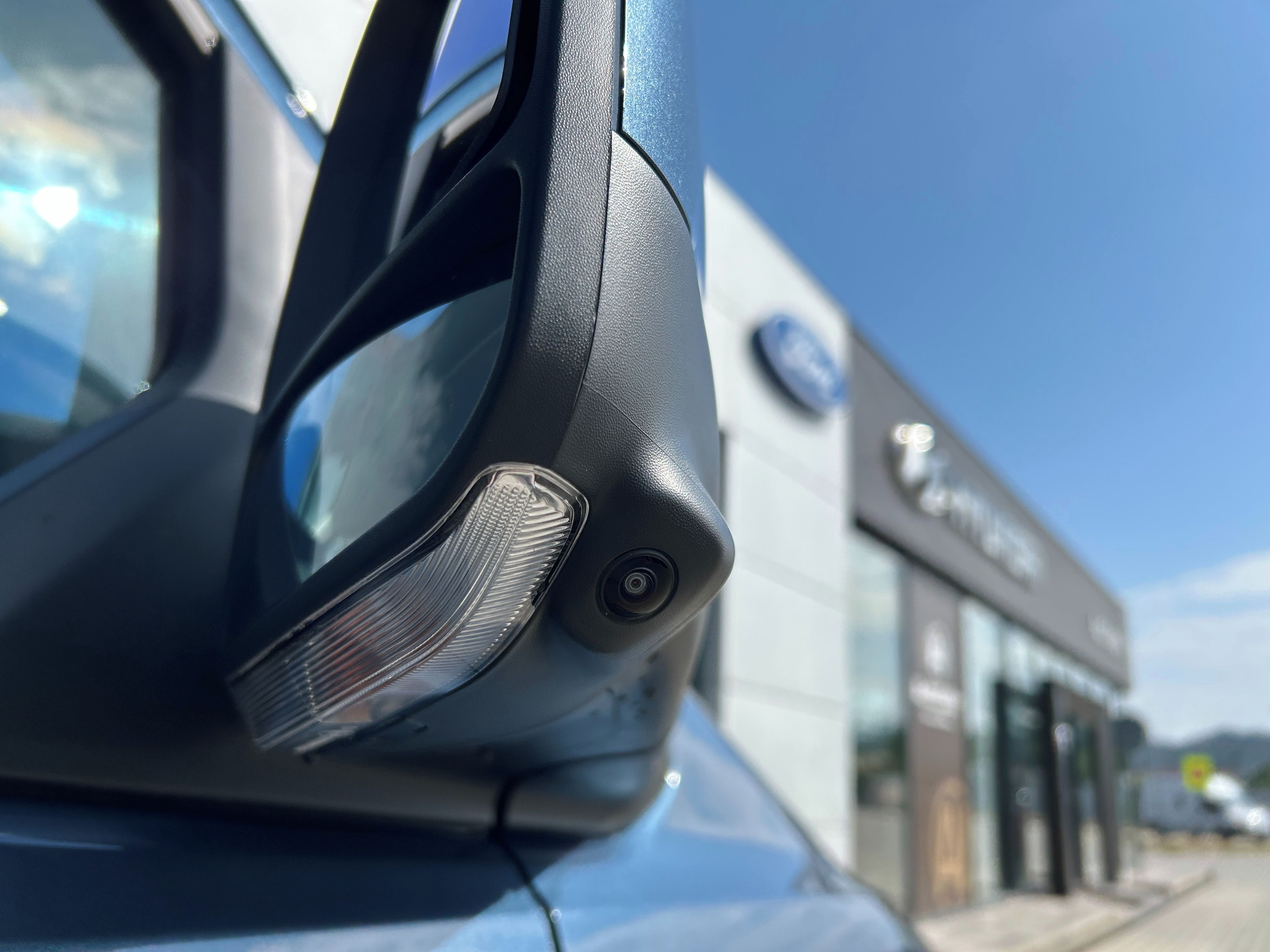 Ford Tourneo Custom, Titanium X L1 2.5 PHEV 171kW - fotka 6