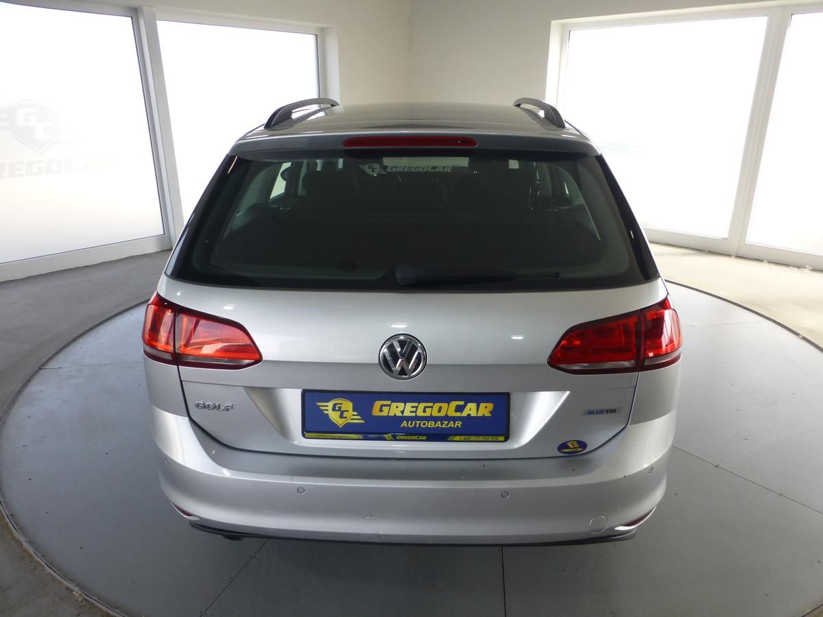 Volkswagen Golf, 1,6TDI*81KW*VYHŘ.SEDADLA* - fotka 6