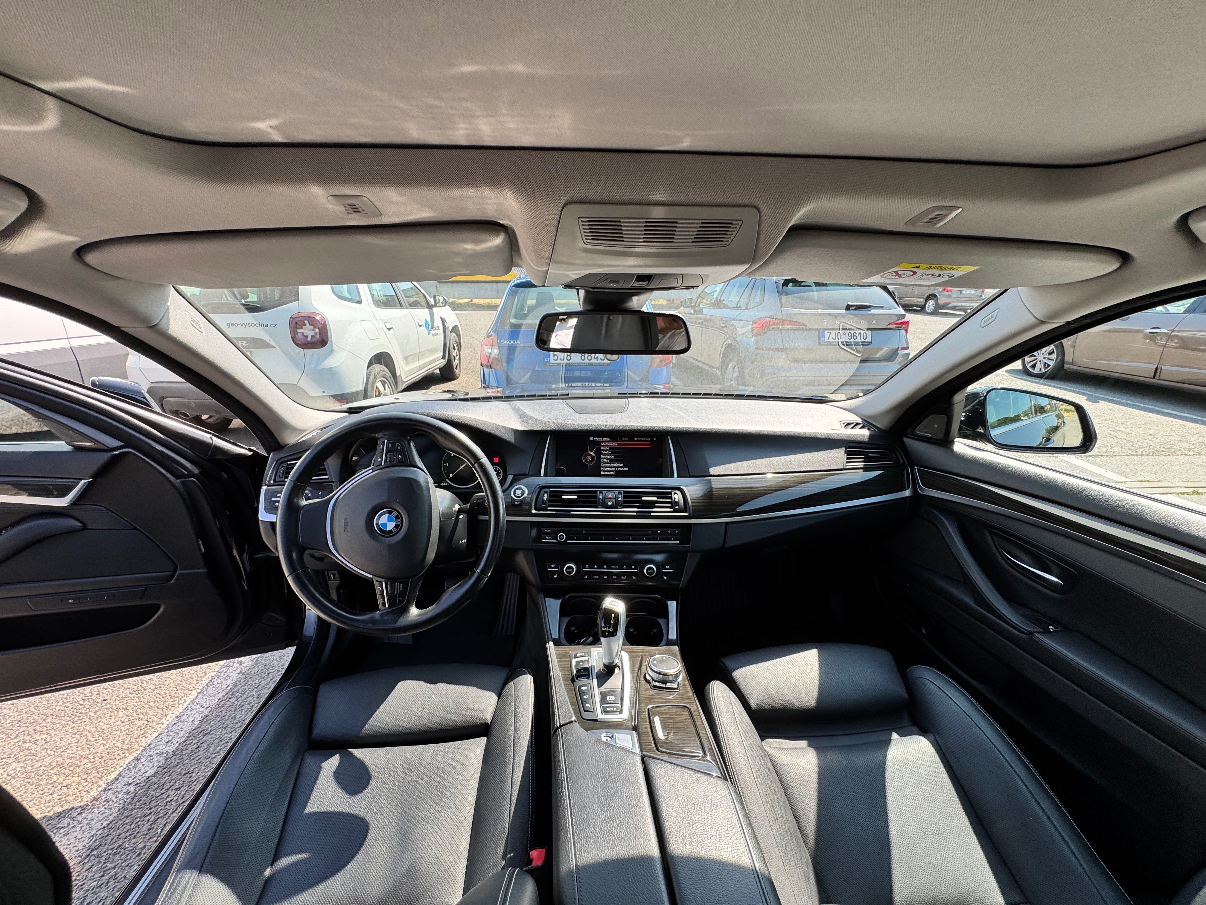 BMW Řada 5, Bmw 530xd top stav, top výbava - fotka 4