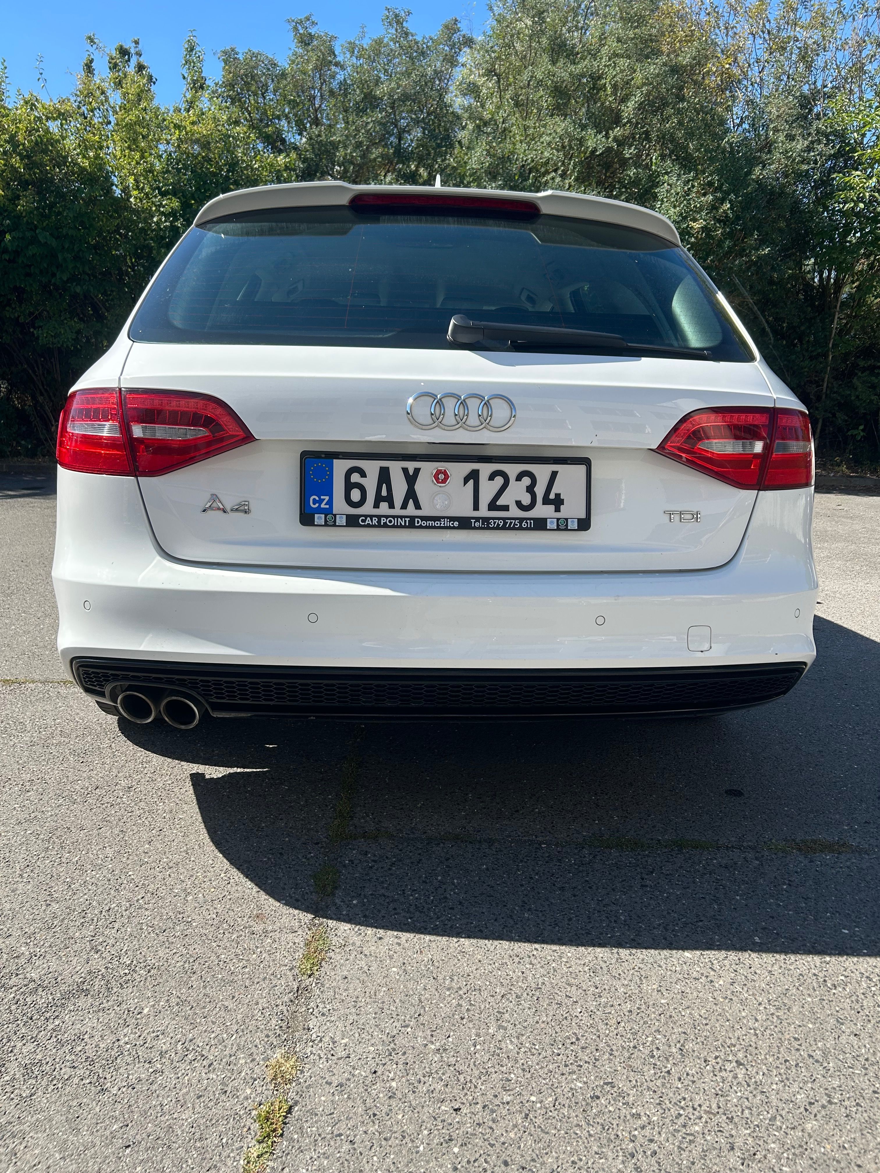 Audi A4 Avant, S-line, 2.0tdi - fotka 4