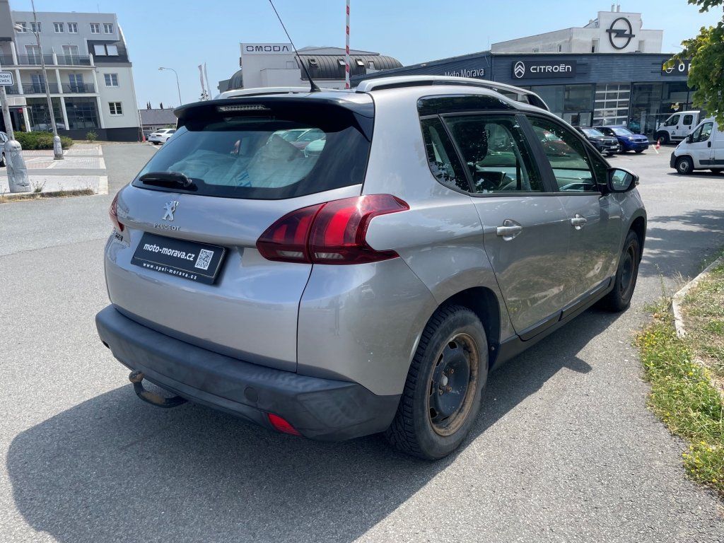 Peugeot 2008, Active 1,2i MT5, ČR - fotka 5