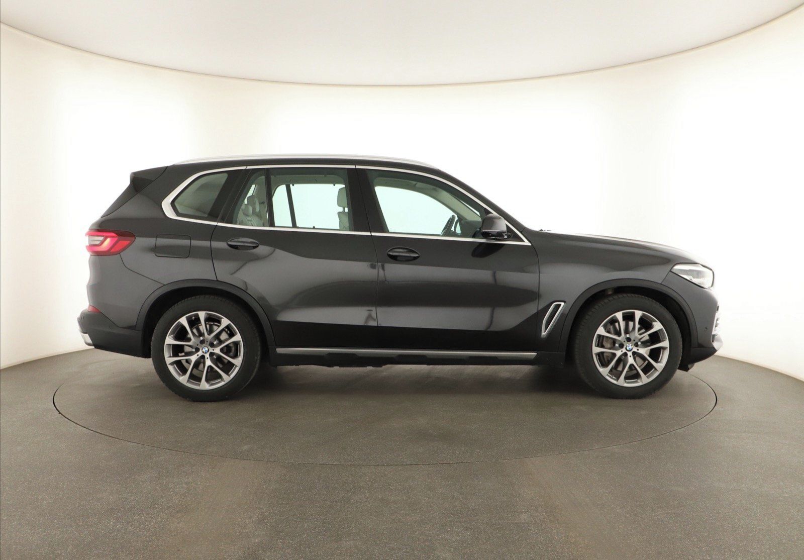 BMW X5, xDrive45e iPerf. - fotka 6