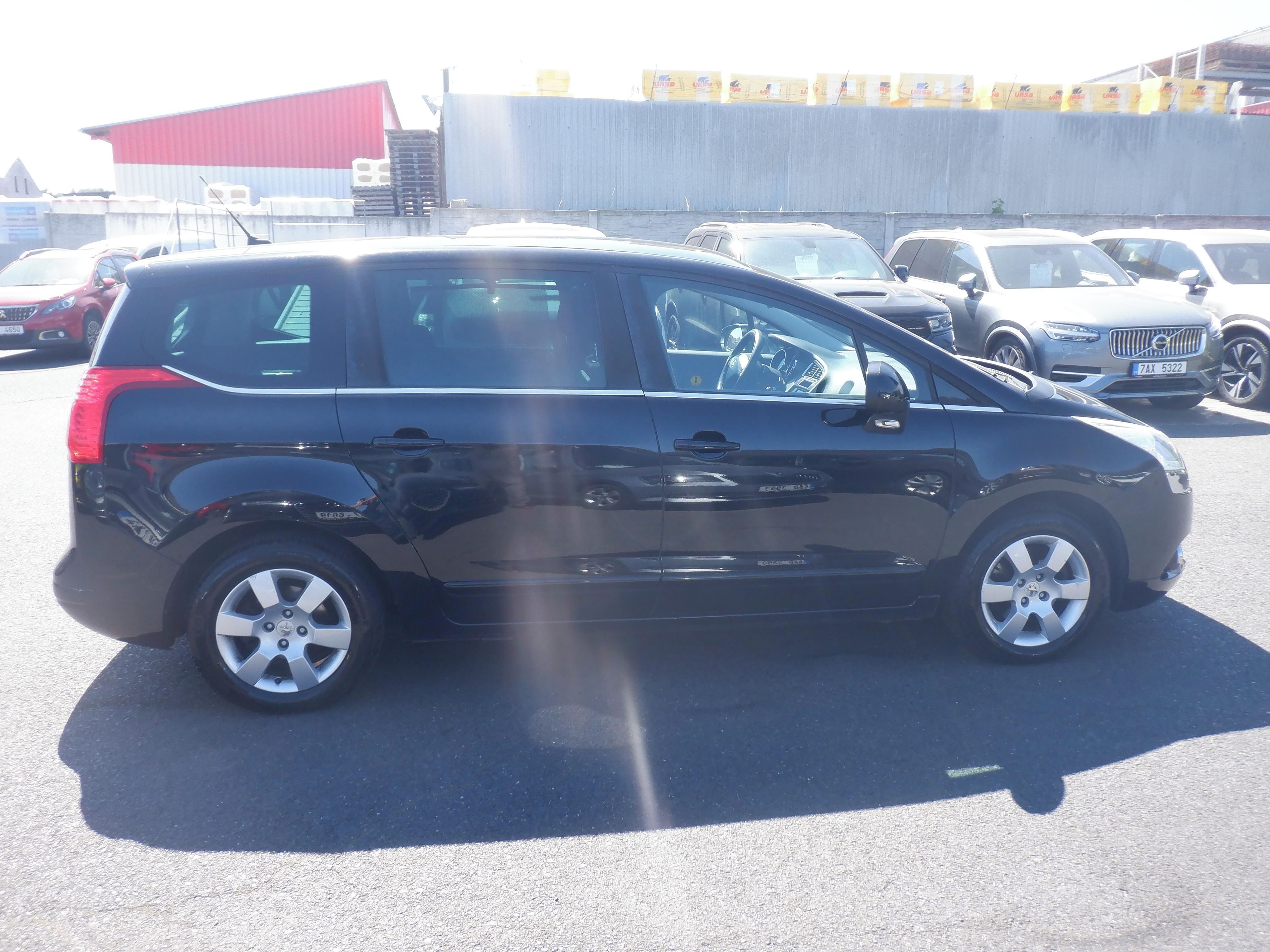 Peugeot 5008, 1,6THP,Nové v Č.R - fotka 4