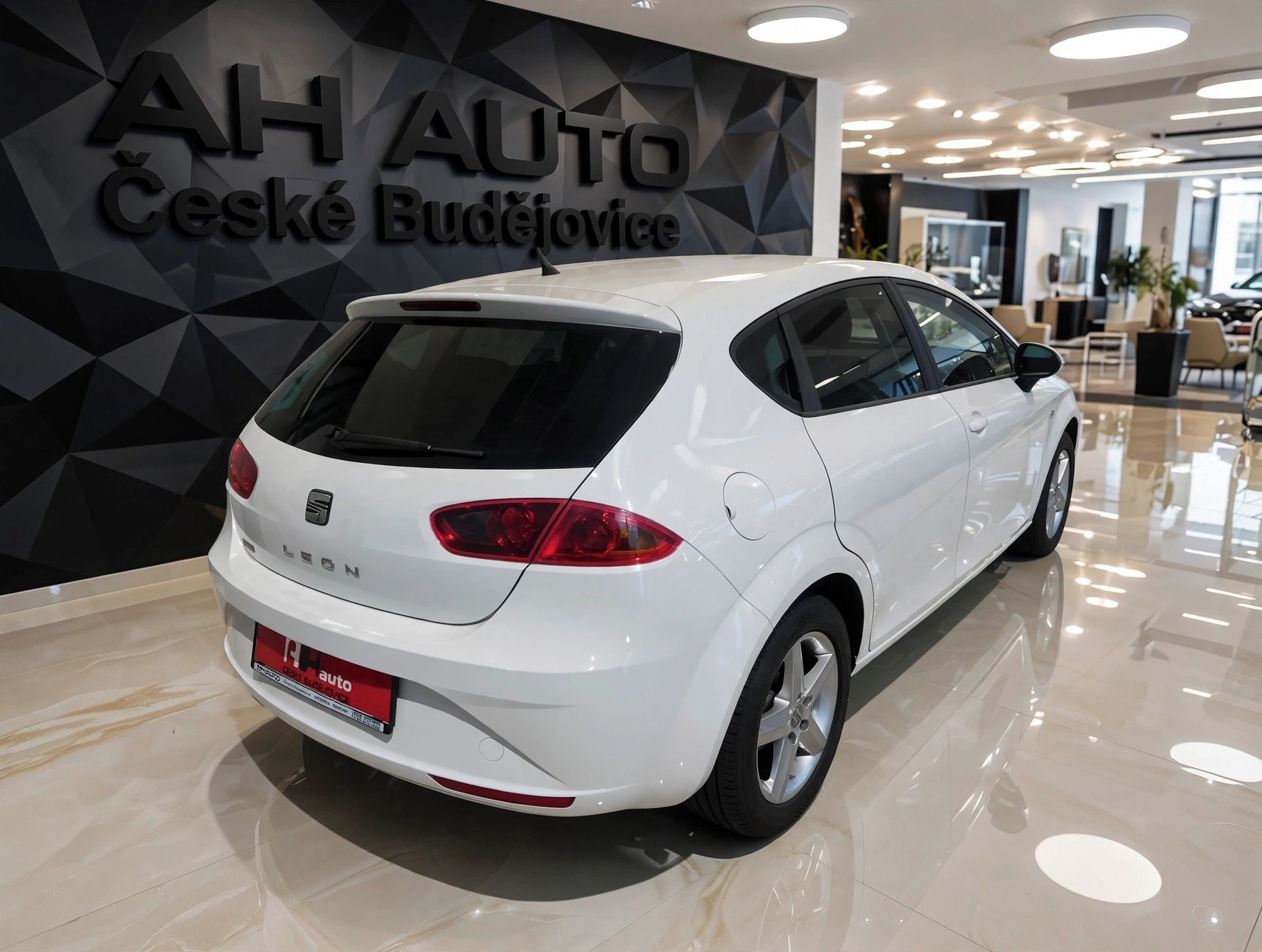 Seat Leon, 1.2 TSi Comfort, 77kW,Tempomat - fotka 3