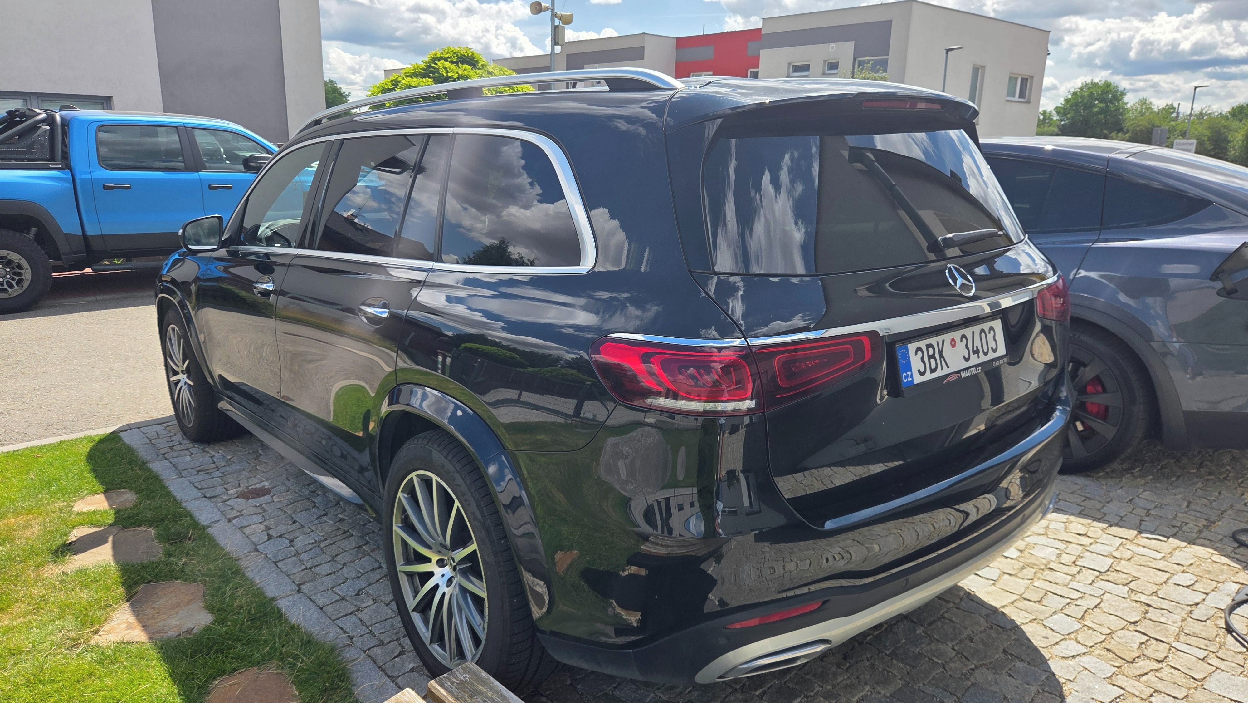 Mercedes-Benz GLS, GLS 400 D 4MATIC - fotka 6
