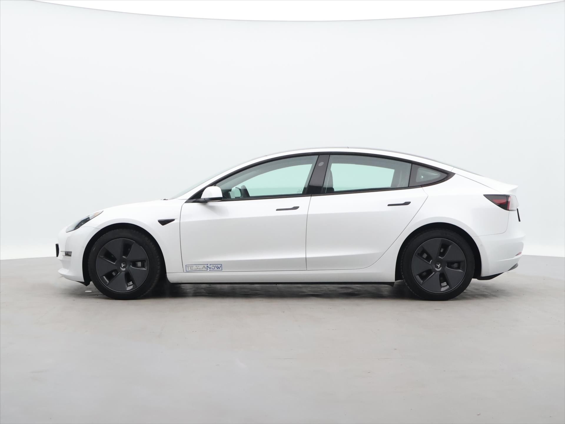 Tesla Model 3, Long Range 79kWh AWD sOH 93,3% - fotka 4