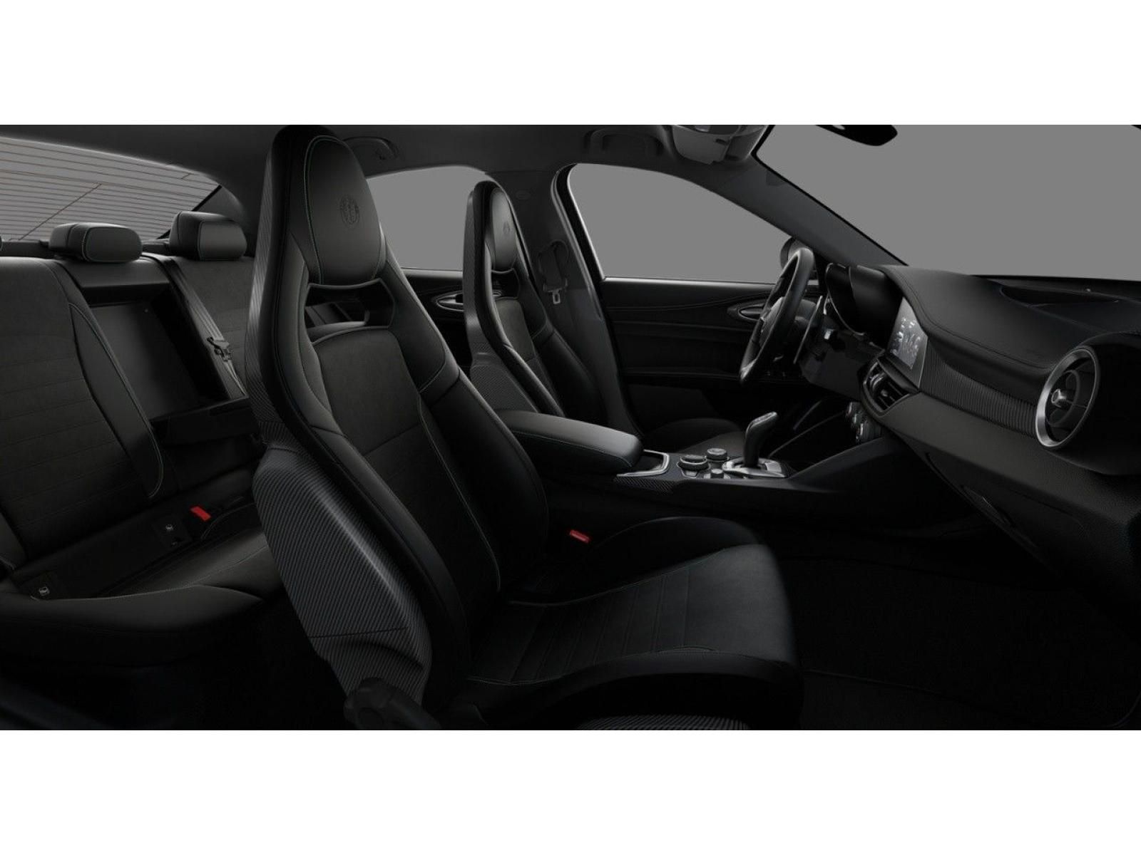 Alfa Romeo Giulia, 2.9 V6 BiTurbo 520k QV Carbon - fotka 6