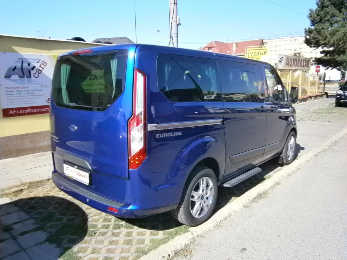 Ford Tourneo Custom, 2,2 TDCI EUROLINE 114 KW - fotka 5