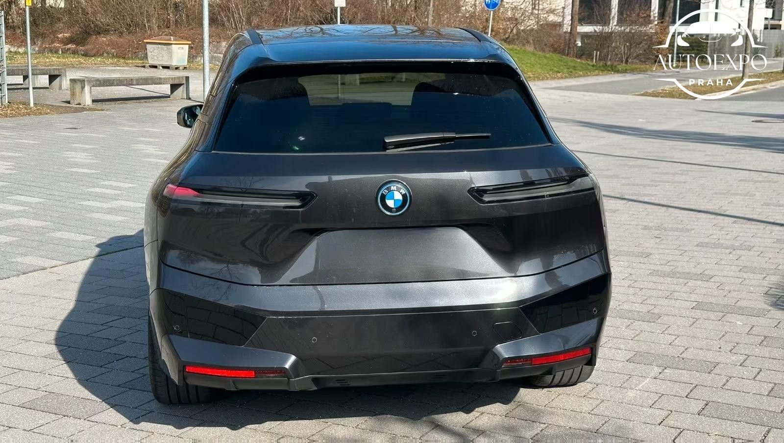 BMW iX, 40 xDrive M-Paket* - fotka 6