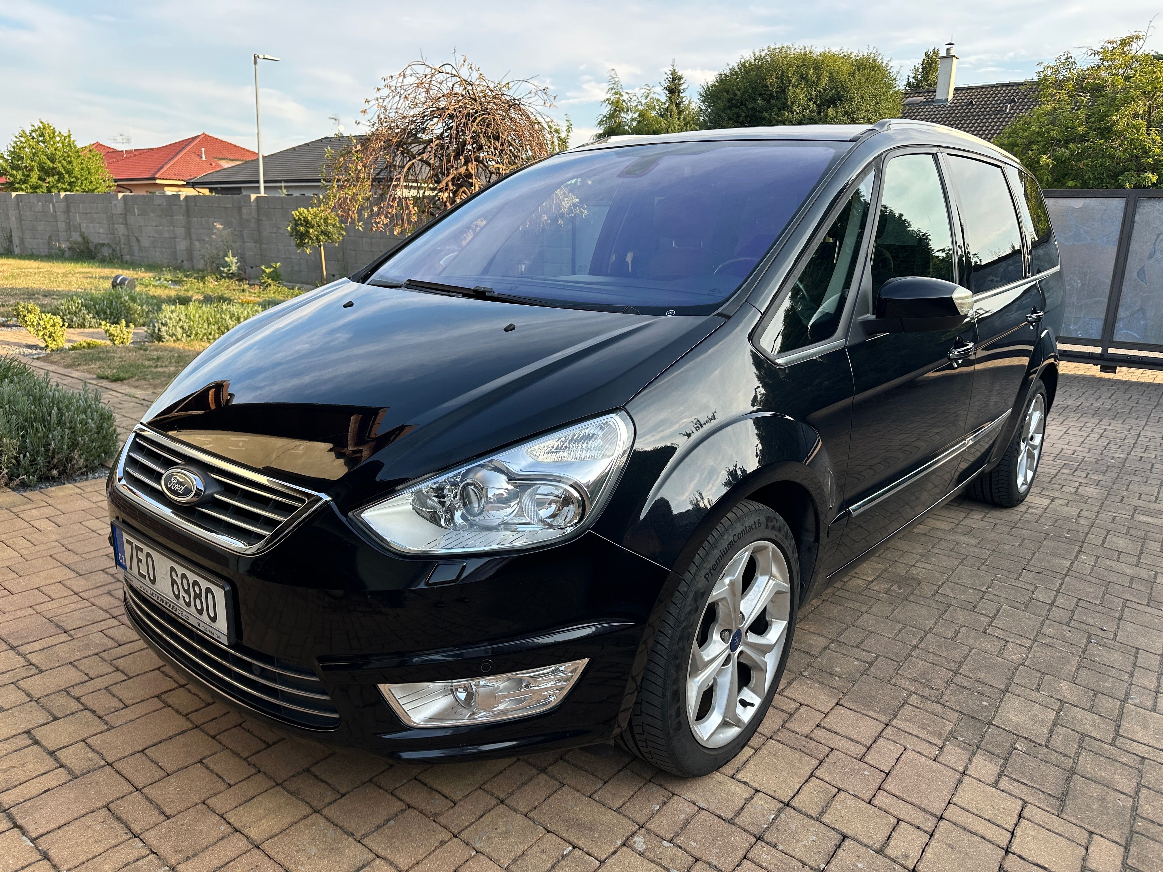 Ford Galaxy, Ford Galaxy 2.2 TDCi Titanium - fotka 2