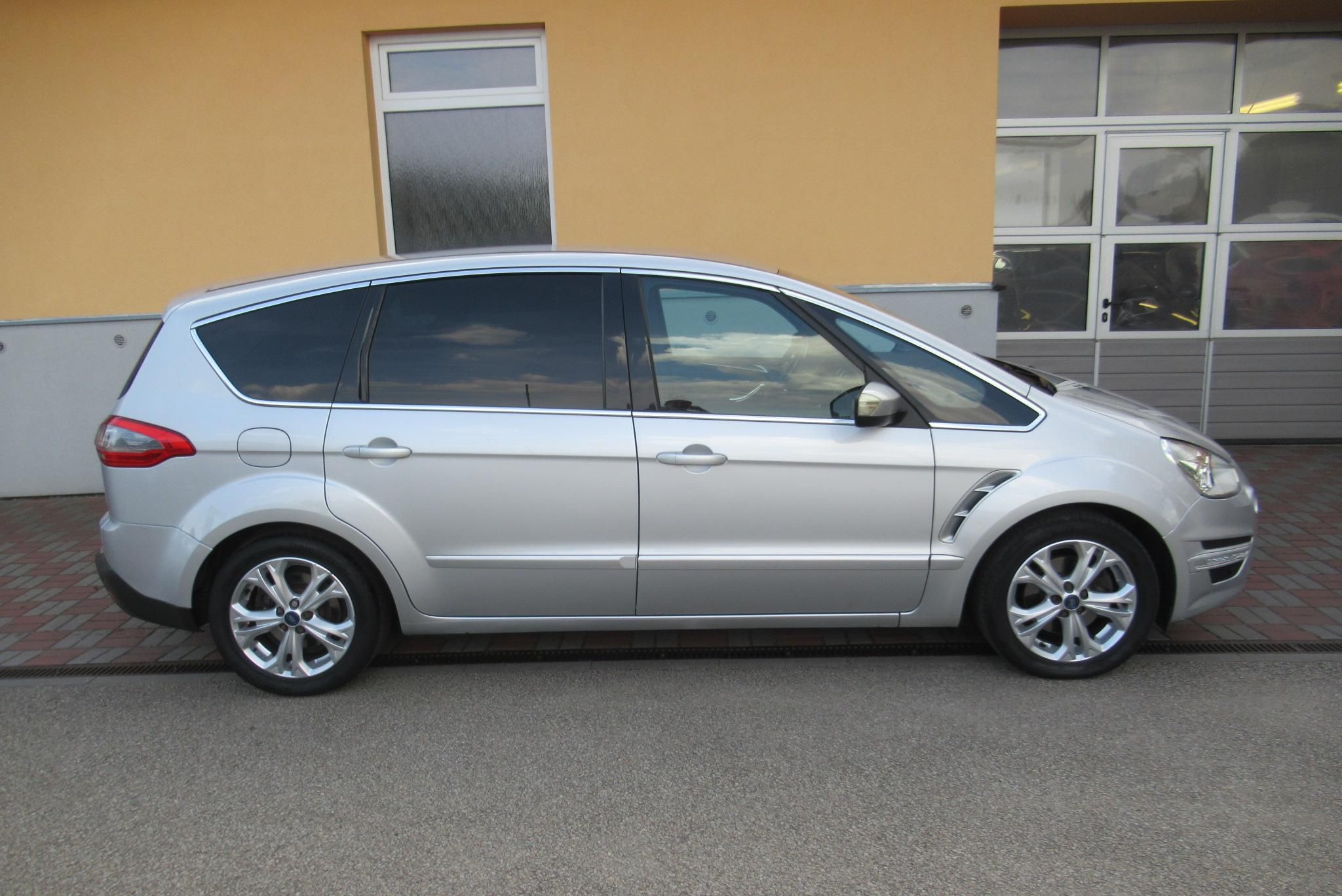 Ford S-MAX, 2.0 TDCi AUT. KLIMA TAŽNÉ - fotka 3