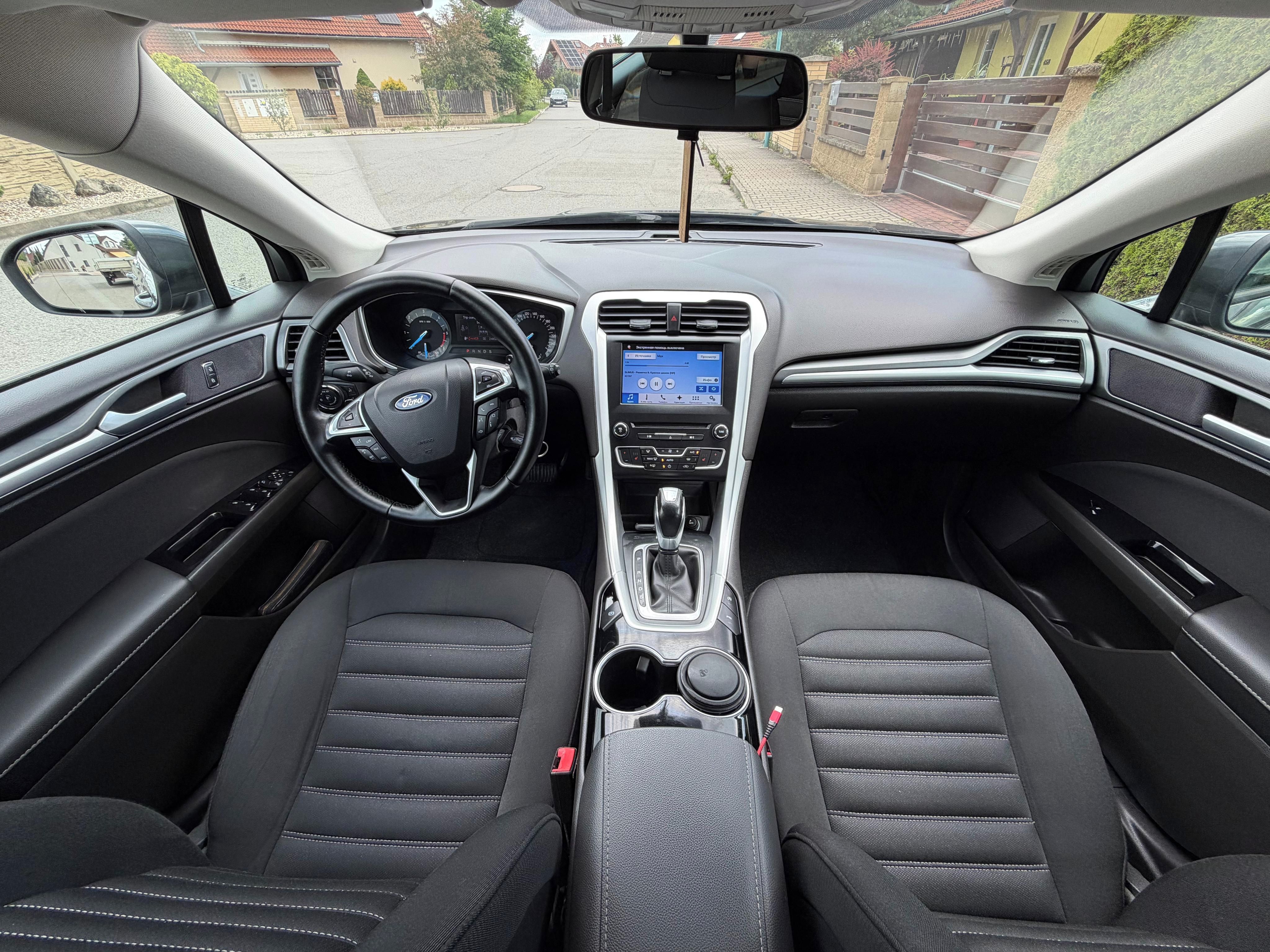 Ford Mondeo, Ford Mondeo mk5 2.0 - fotka 5