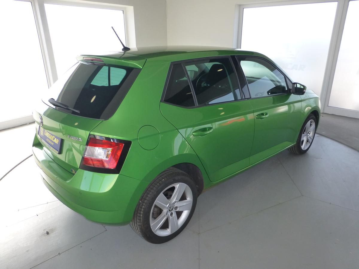 Škoda Fabia, 1,2i-66KW*KLIMA**VYHŘ.SEDADLA* - fotka 5