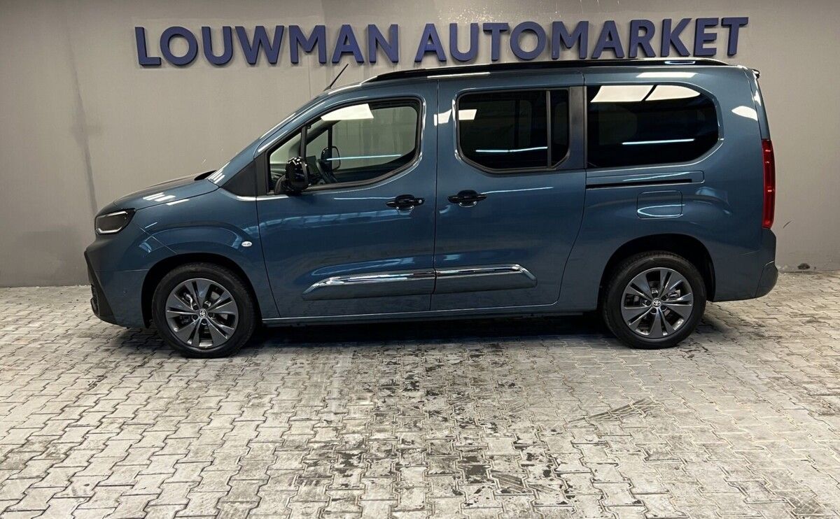Toyota Proace, FAMILY VIP 8 AT LONG - fotka 3