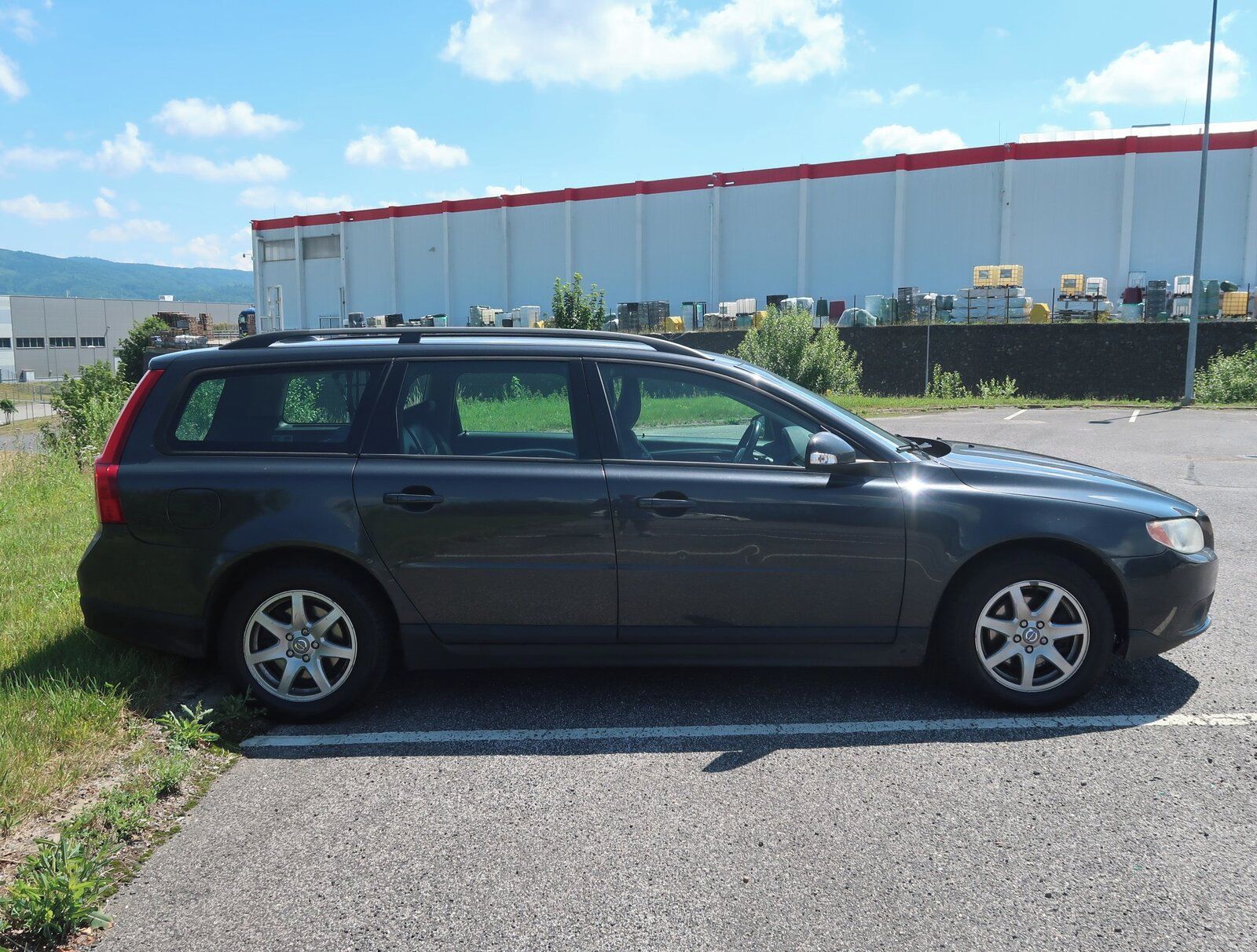 Volvo V70, 2.4 D, Automat, po STK, Tažné - fotka 6