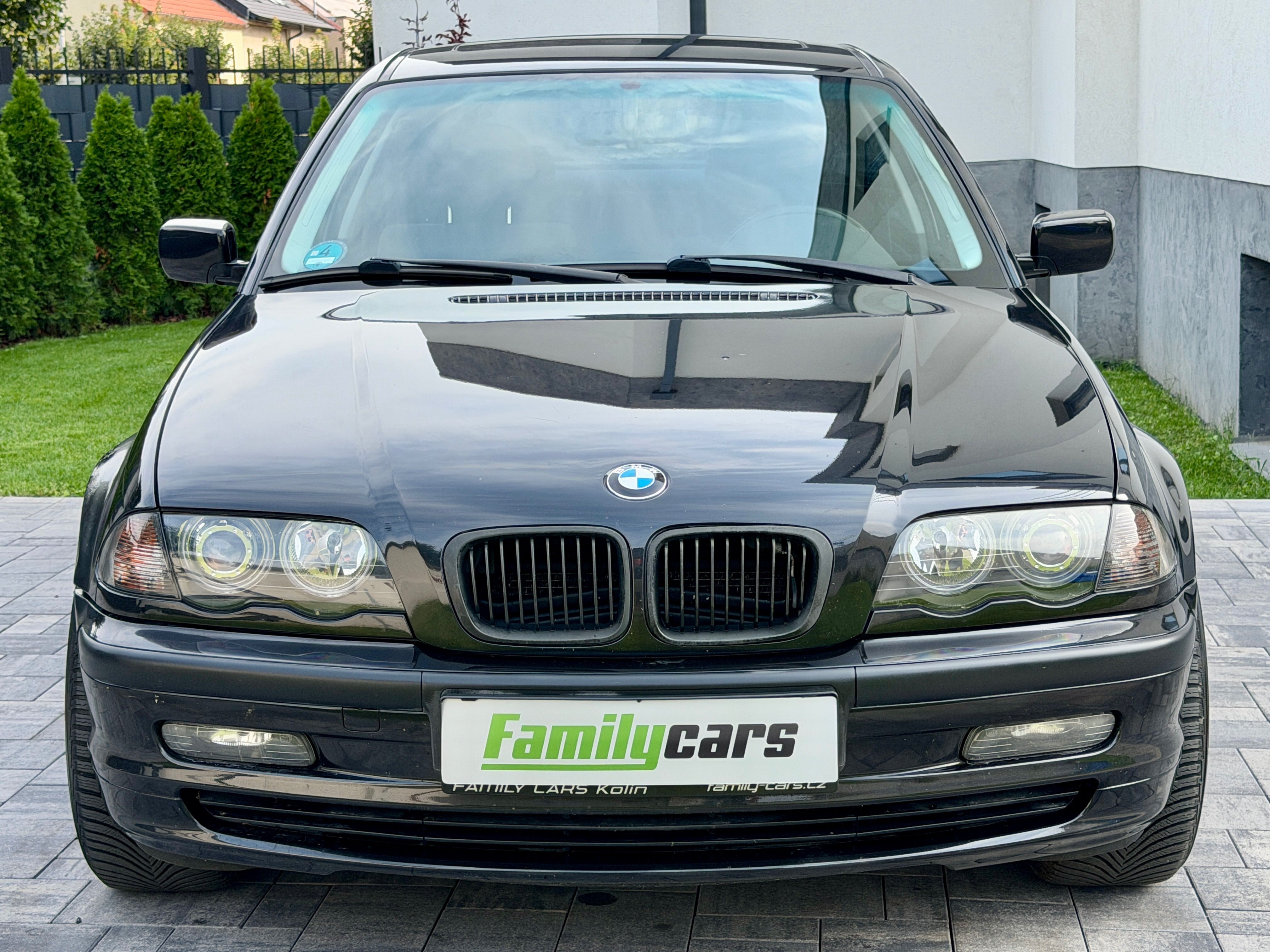 BMW Řada 3, 323i,MANUÁL,STK 08/2028 - fotka 2