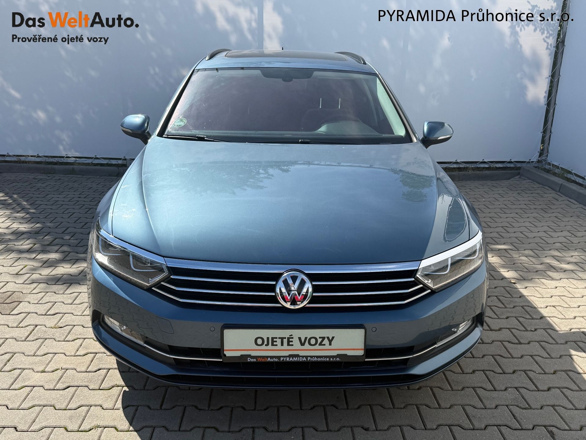 Volkswagen Passat, 2.0 TDI 110 kW Comfortline - fotka 4