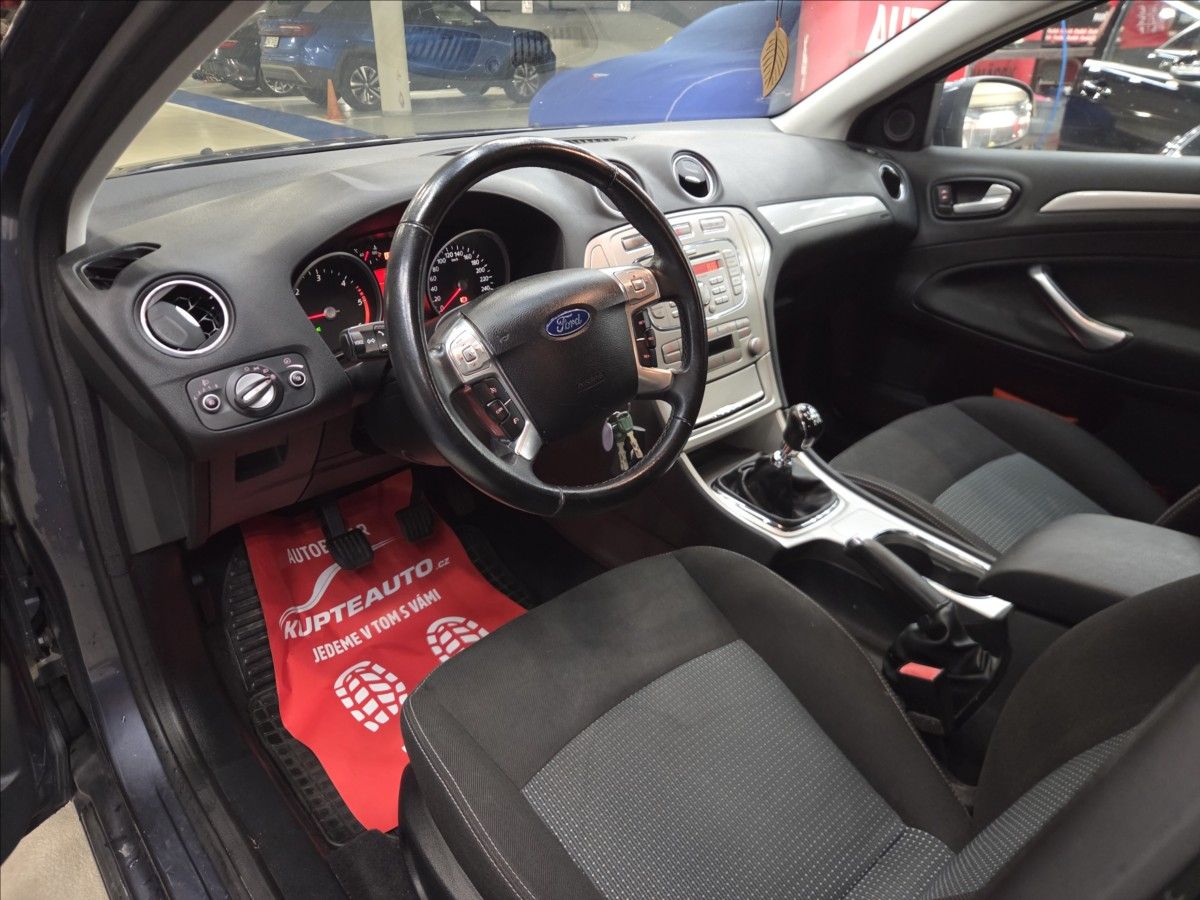 Ford Mondeo, 2,0 TDCi - - fotka 5