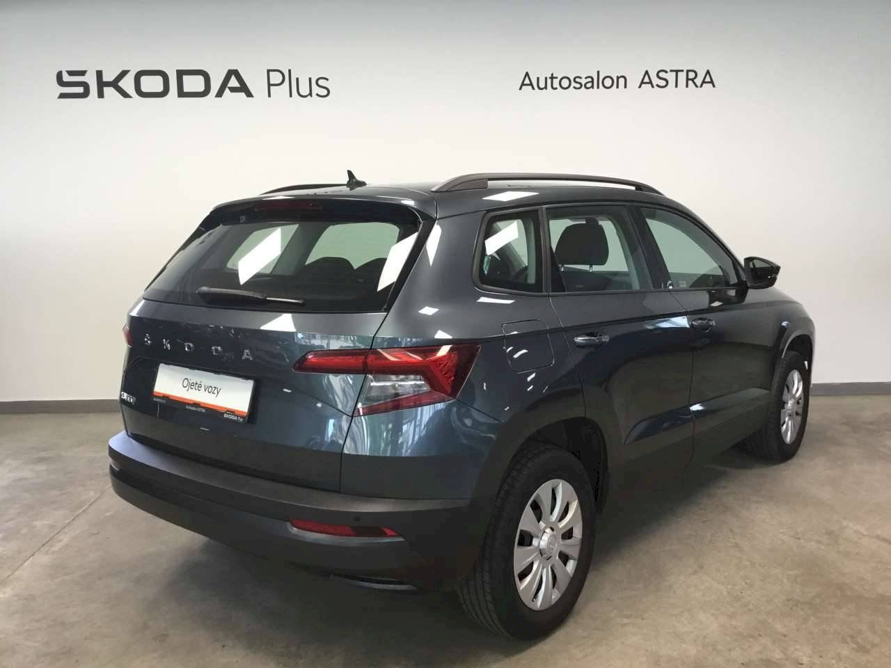 Škoda Karoq, Active 1.0 TSI 85 kW - fotka 2