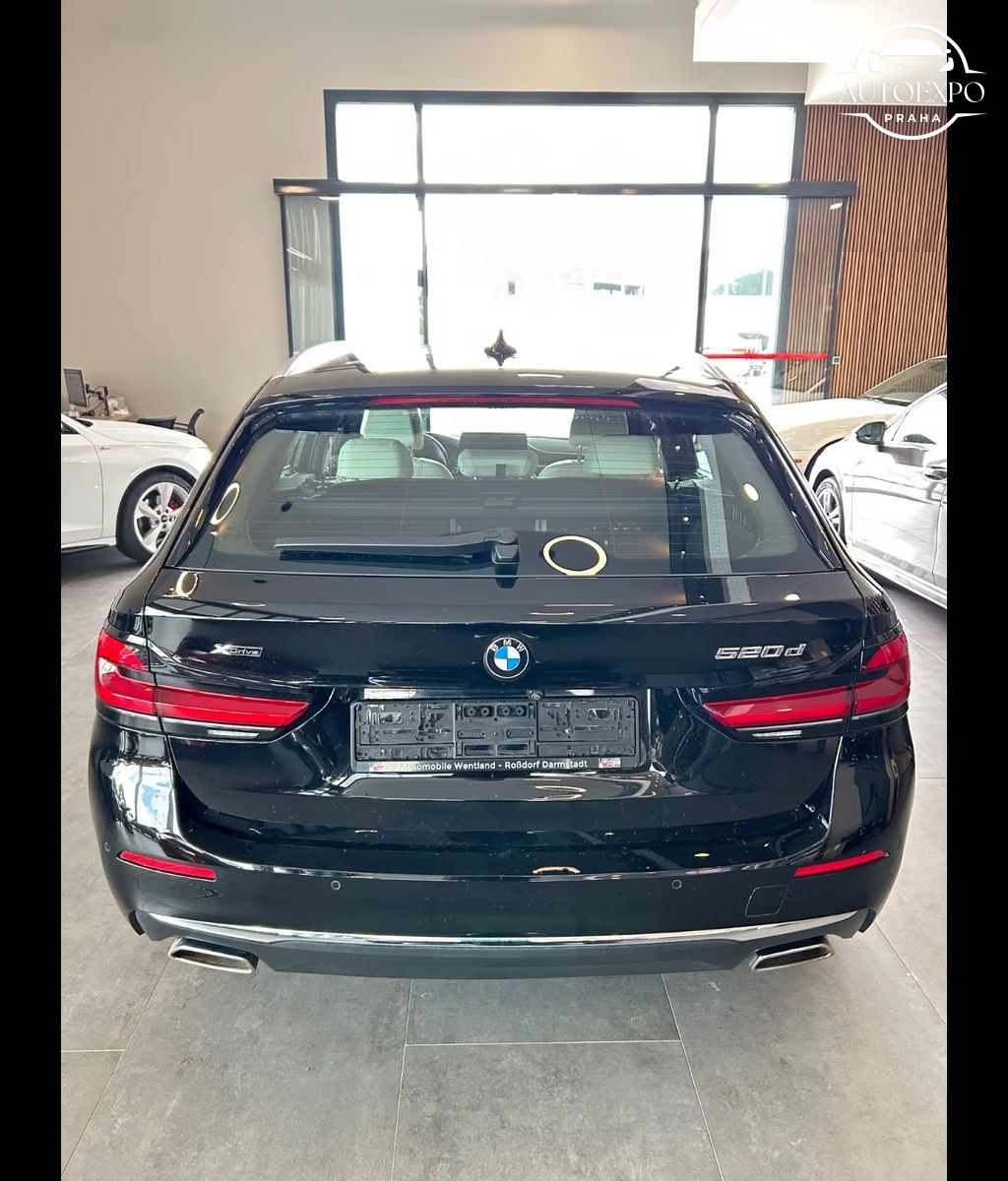 BMW Řada 5, 520d xDrive*PANORAMA - fotka 5