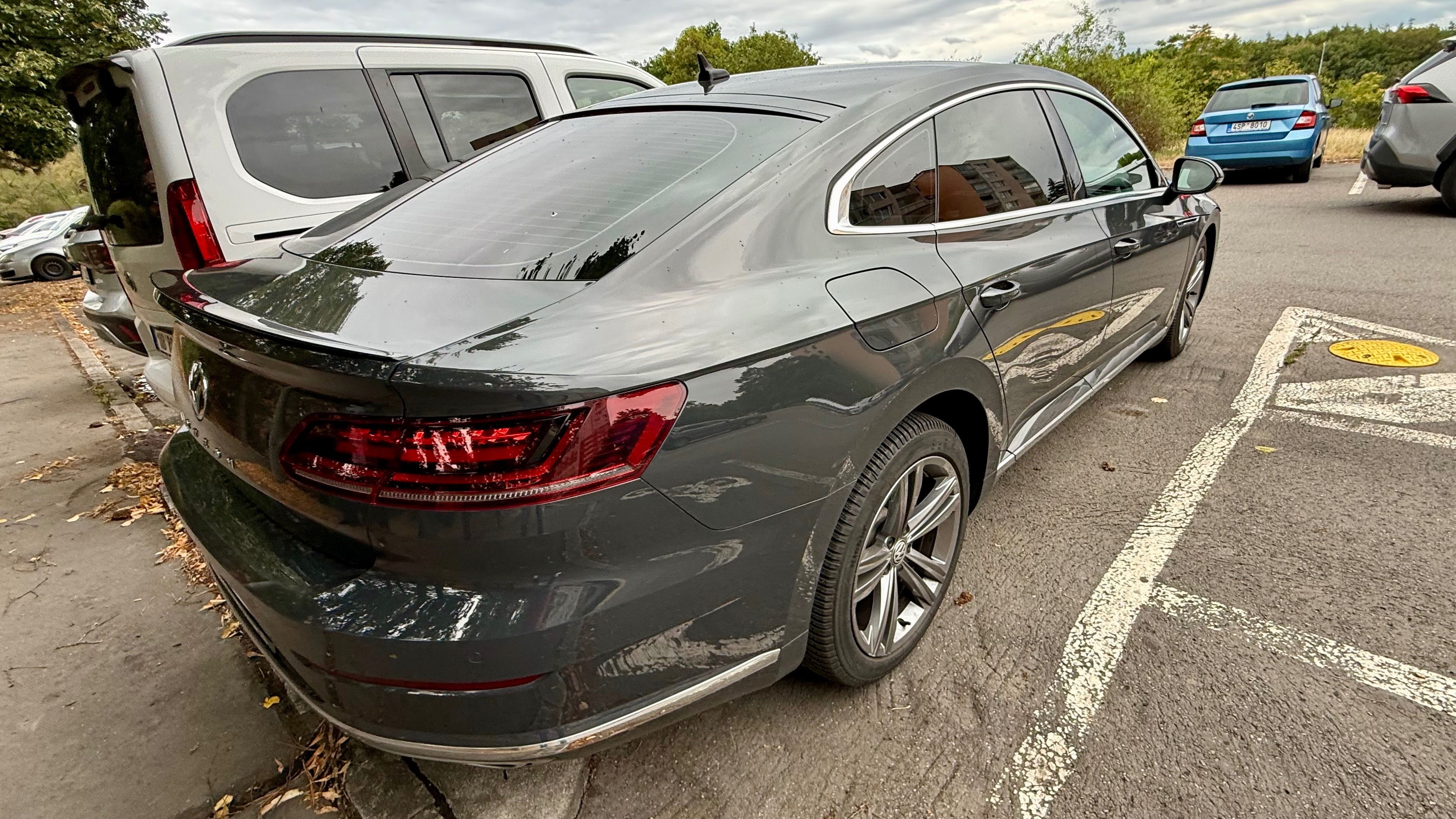 Volkswagen Arteon, 2.0 TSI DSG R-Line 140 kW - fotka 6
